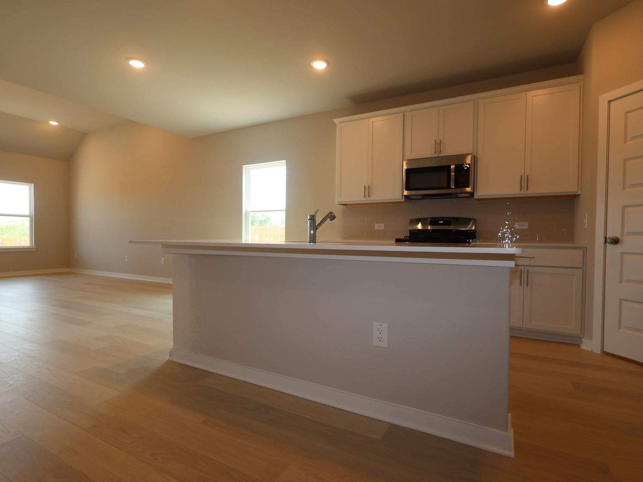 4717 Lava Island DR — photo 3