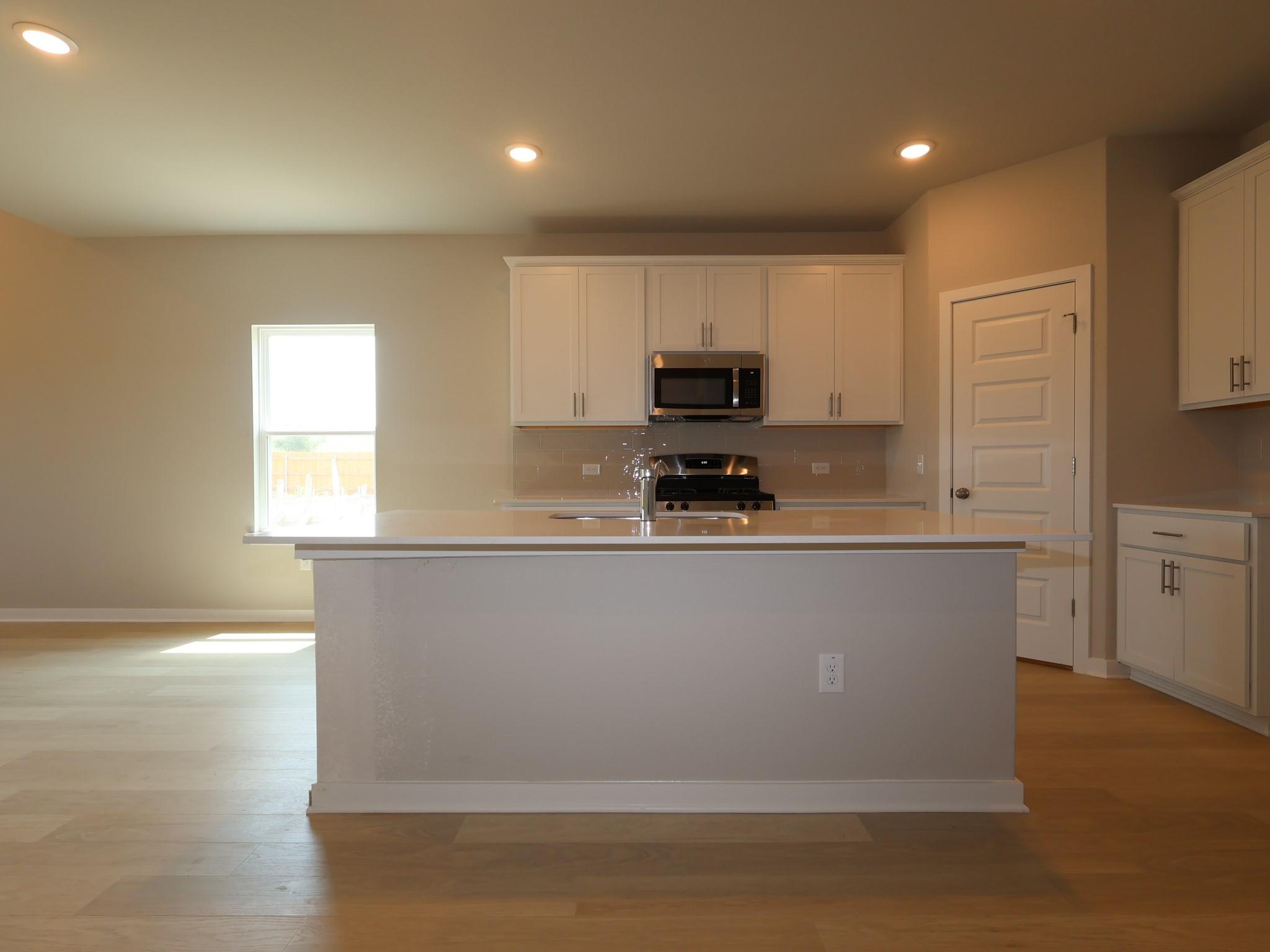 4717 Lava Island DR — photo 4