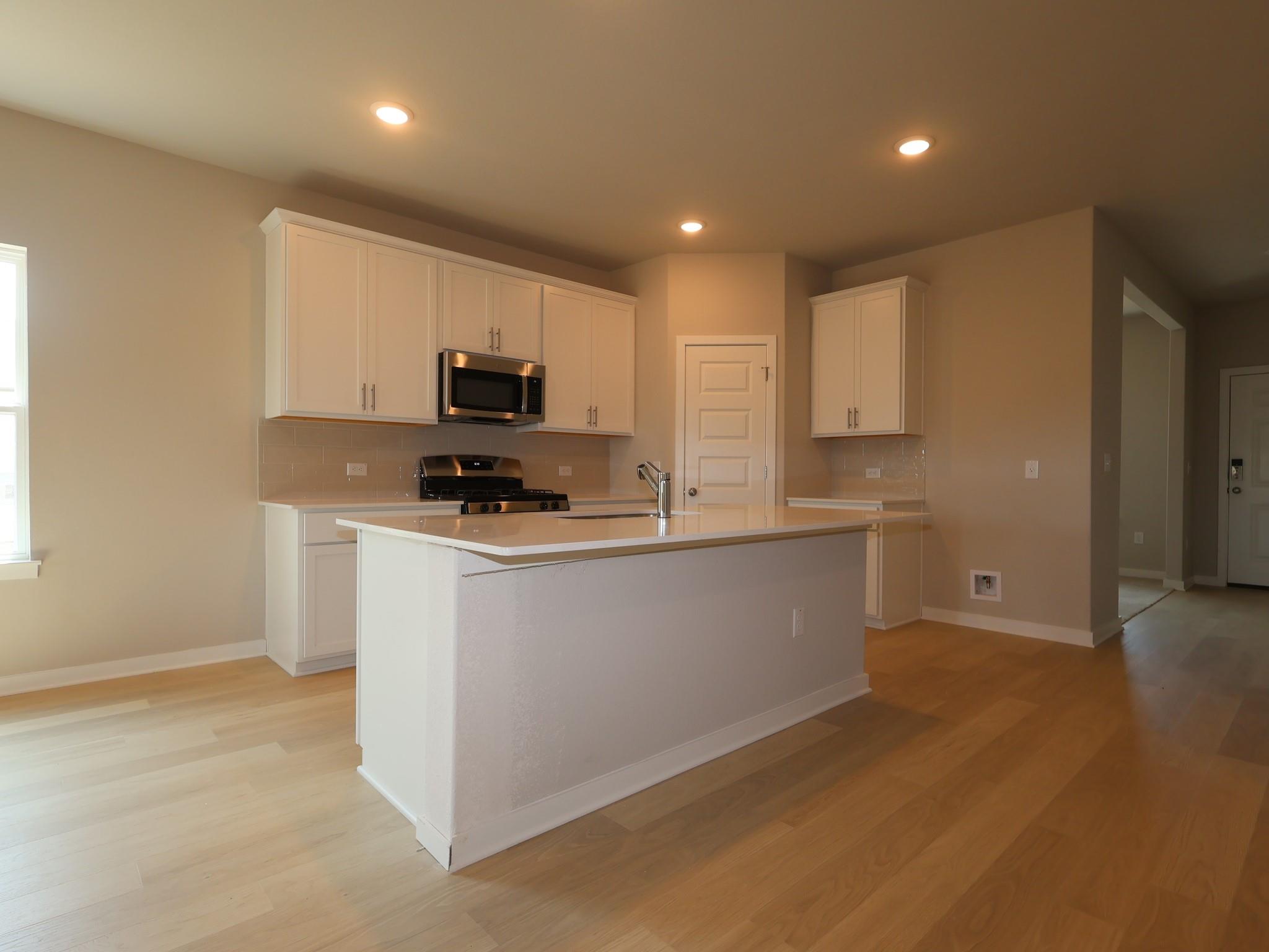 4717 Lava Island DR — photo 5