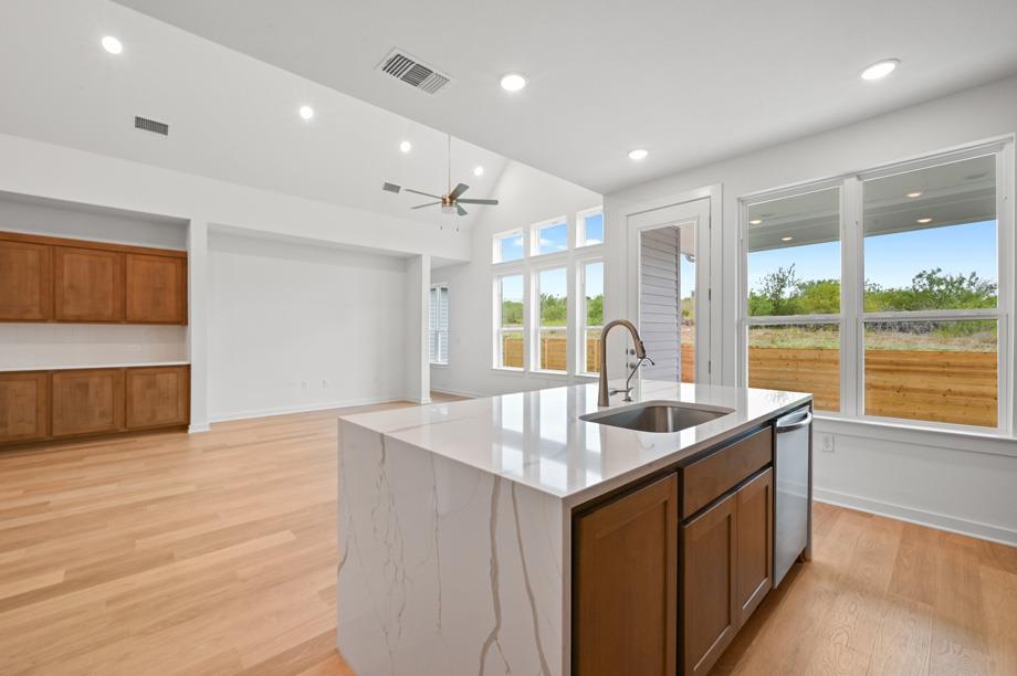 6312 McMurtry ST — photo 4