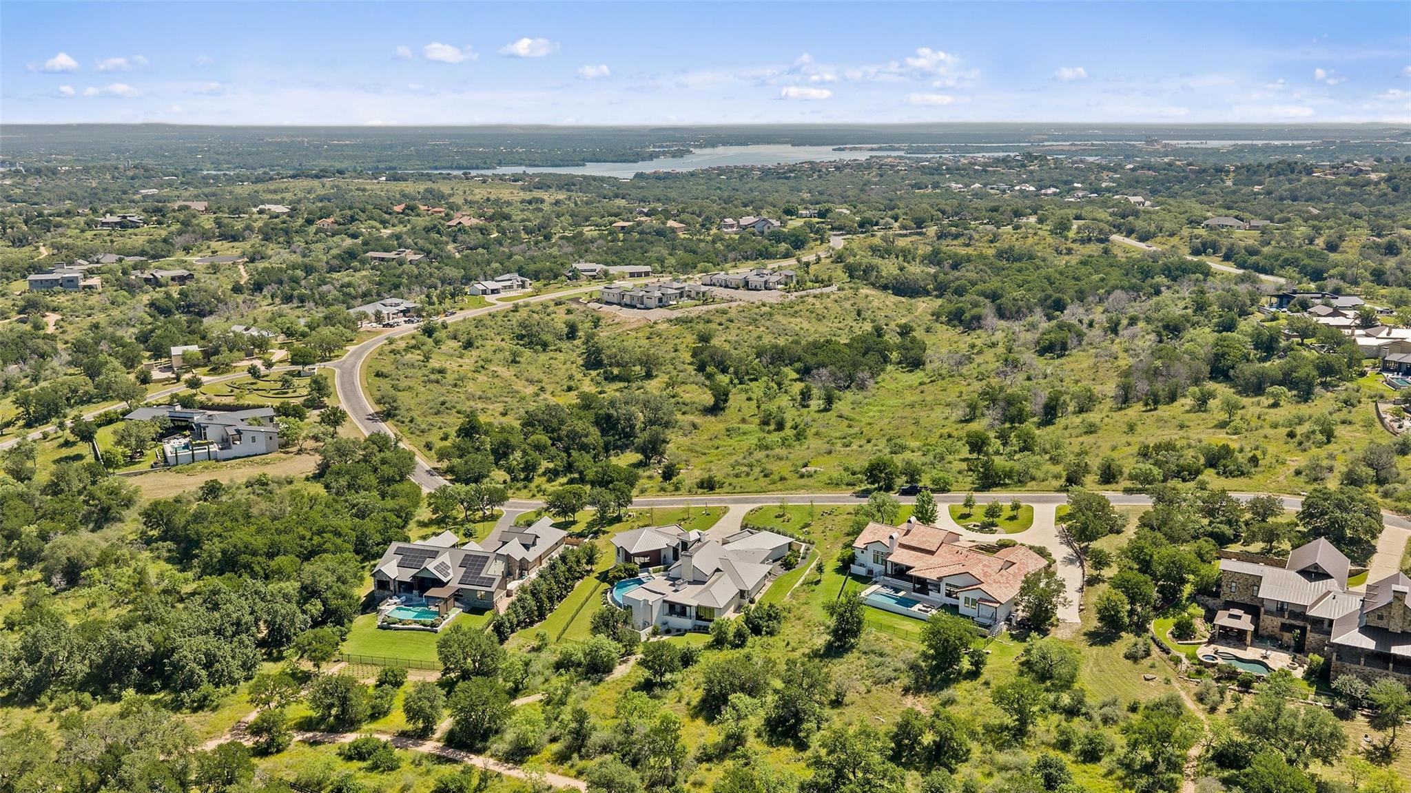 612 Overlook PKWY — photo 5