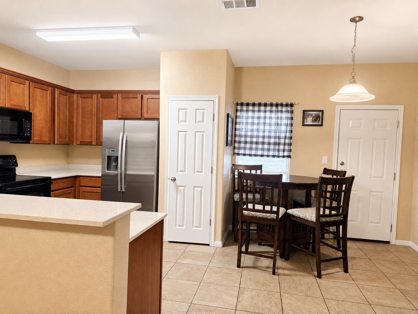 354 Carl Shipp DR — photo 4