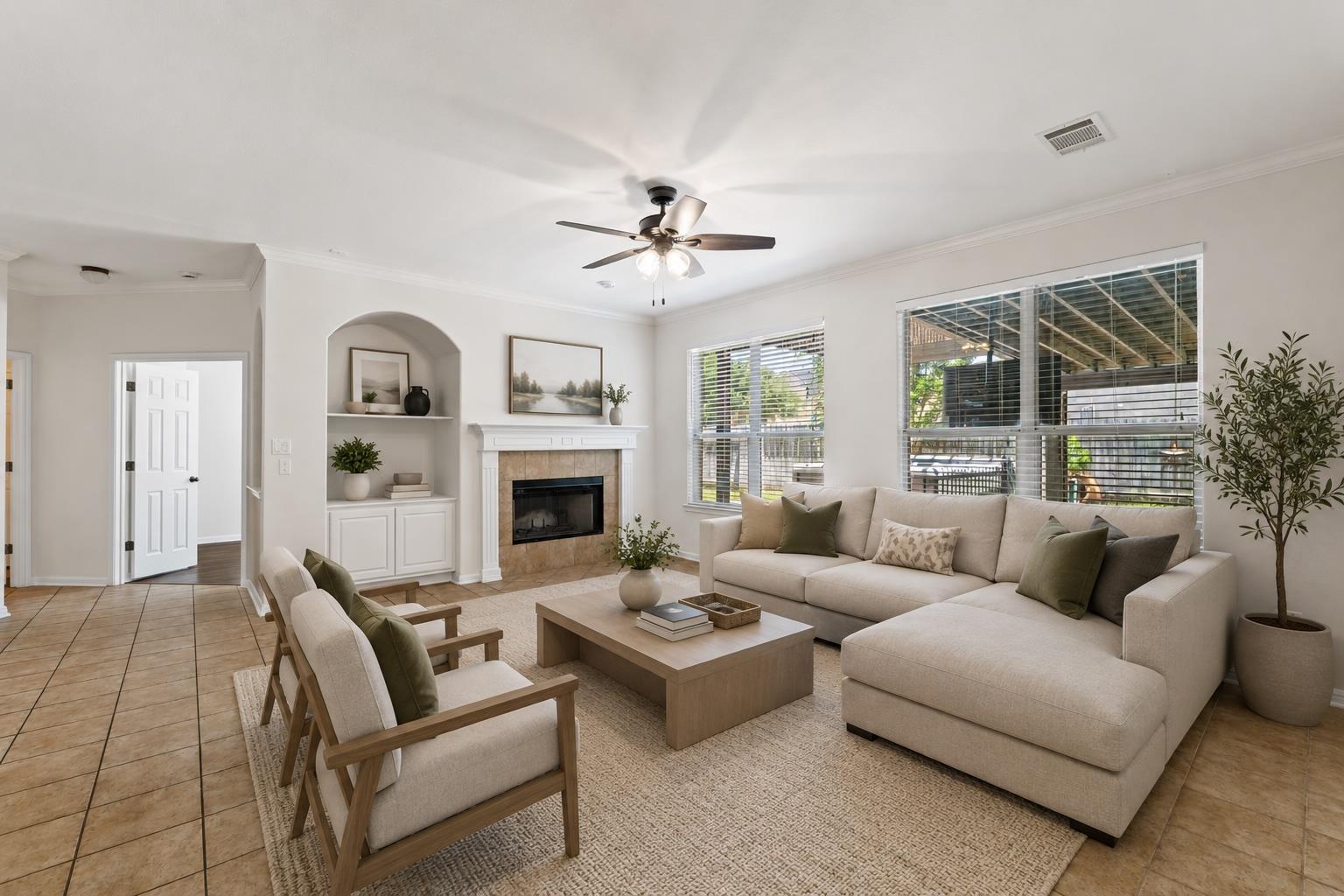 1598 Tahoka Daisy DR — photo 4