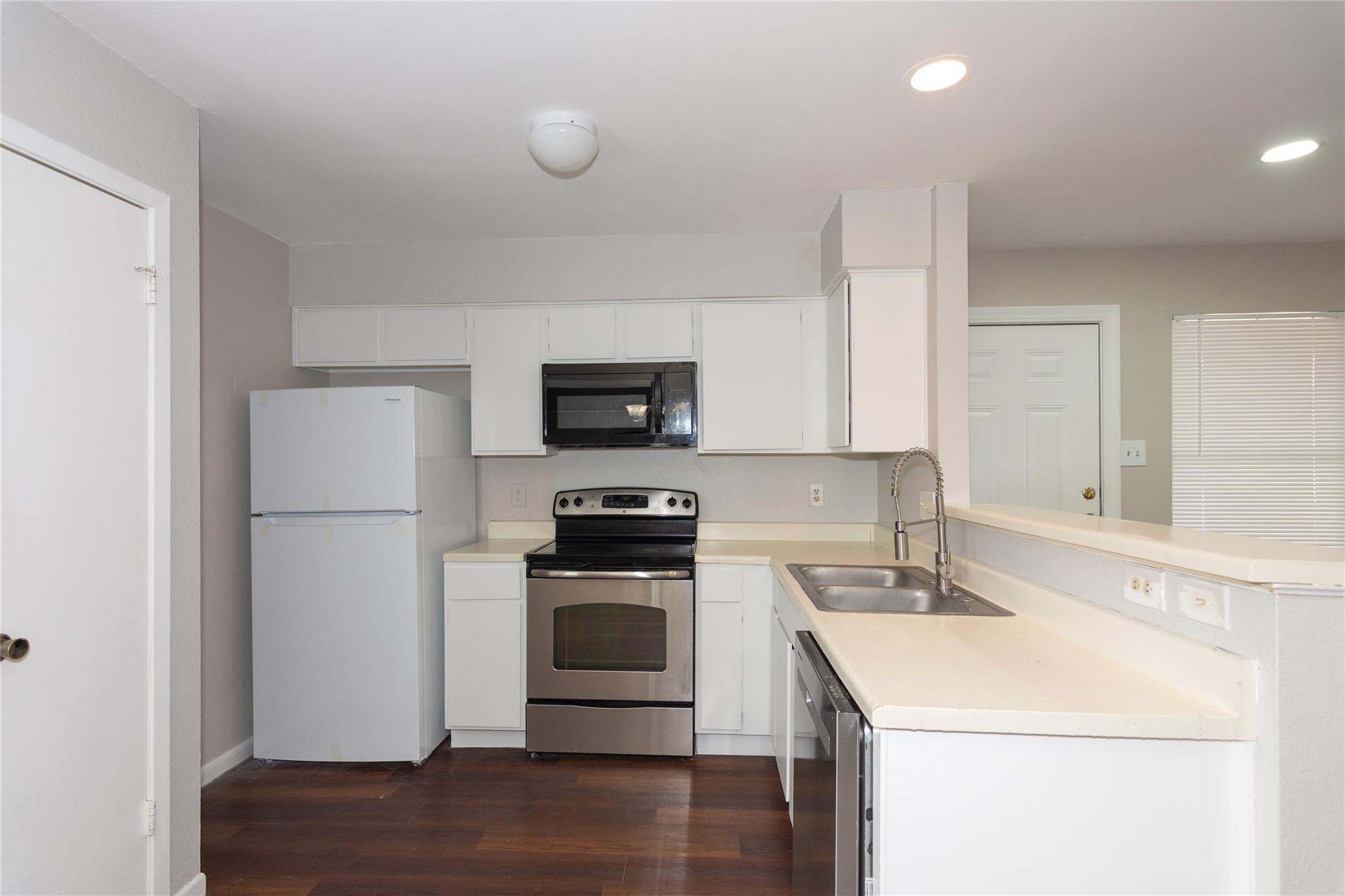 1603 Onion Creek Village DR #C — photo 4