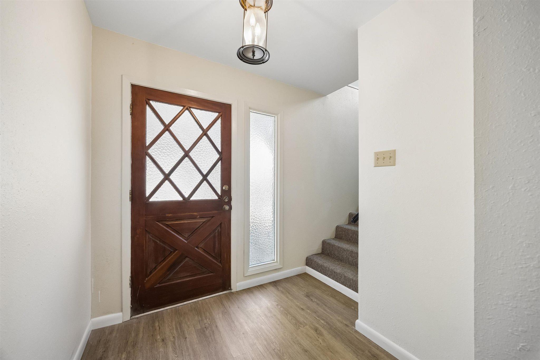 155 Mary Ann DR — photo 5