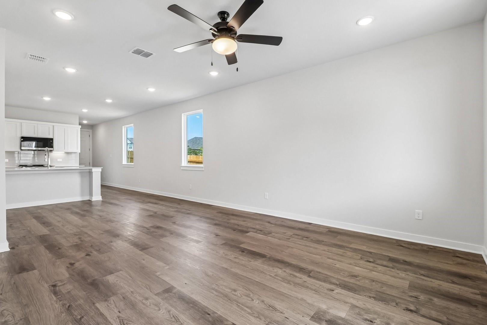 1201 Lavender WAY — photo 5