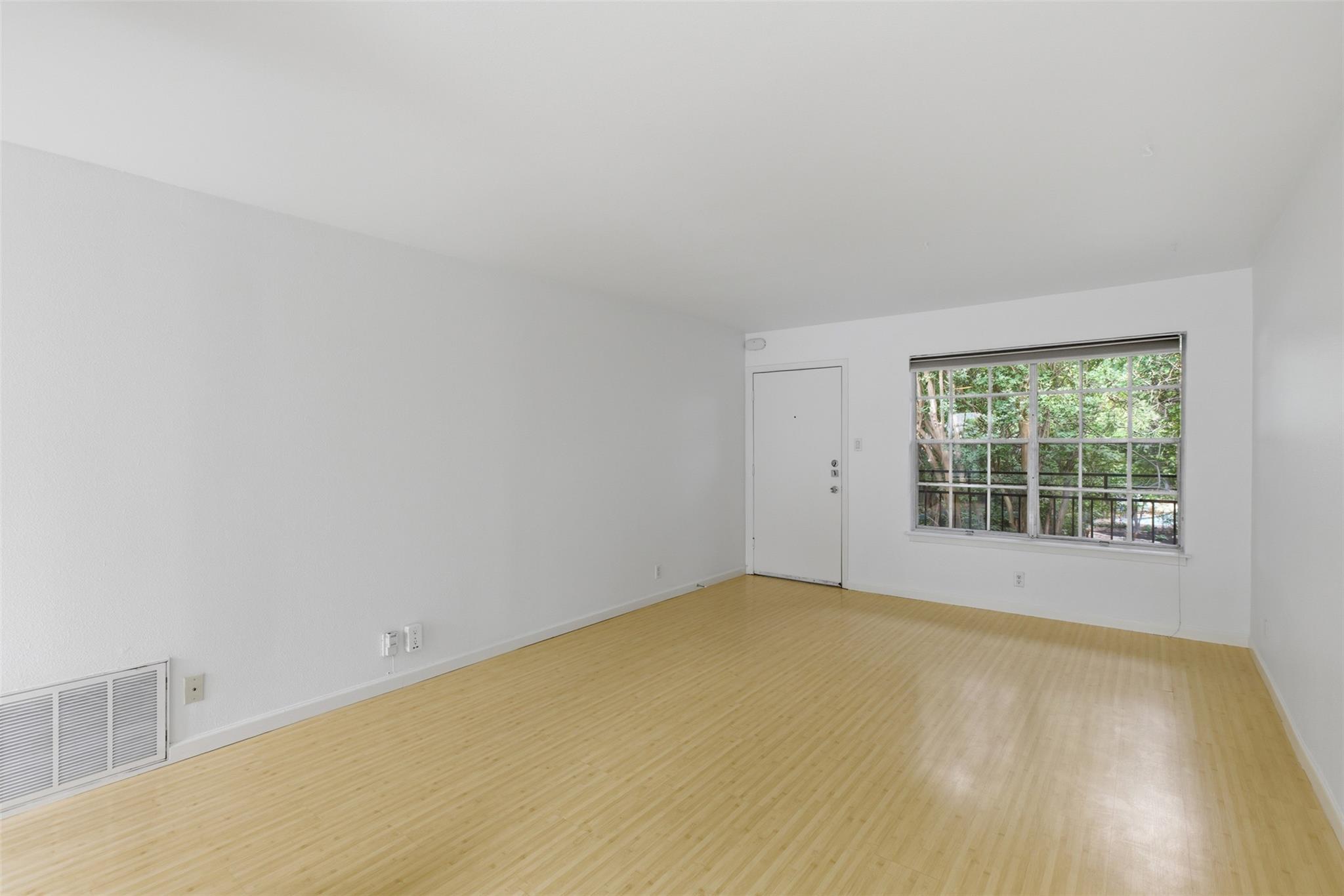 300 Crockett ST #315 — photo 5