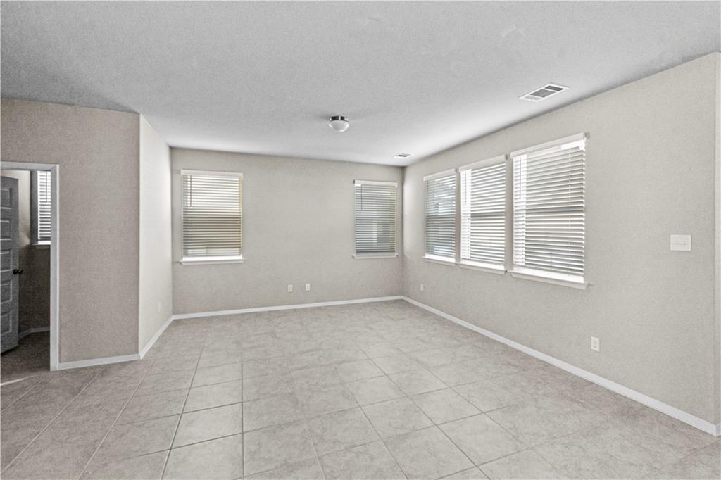 124 Fabion ST — photo 5