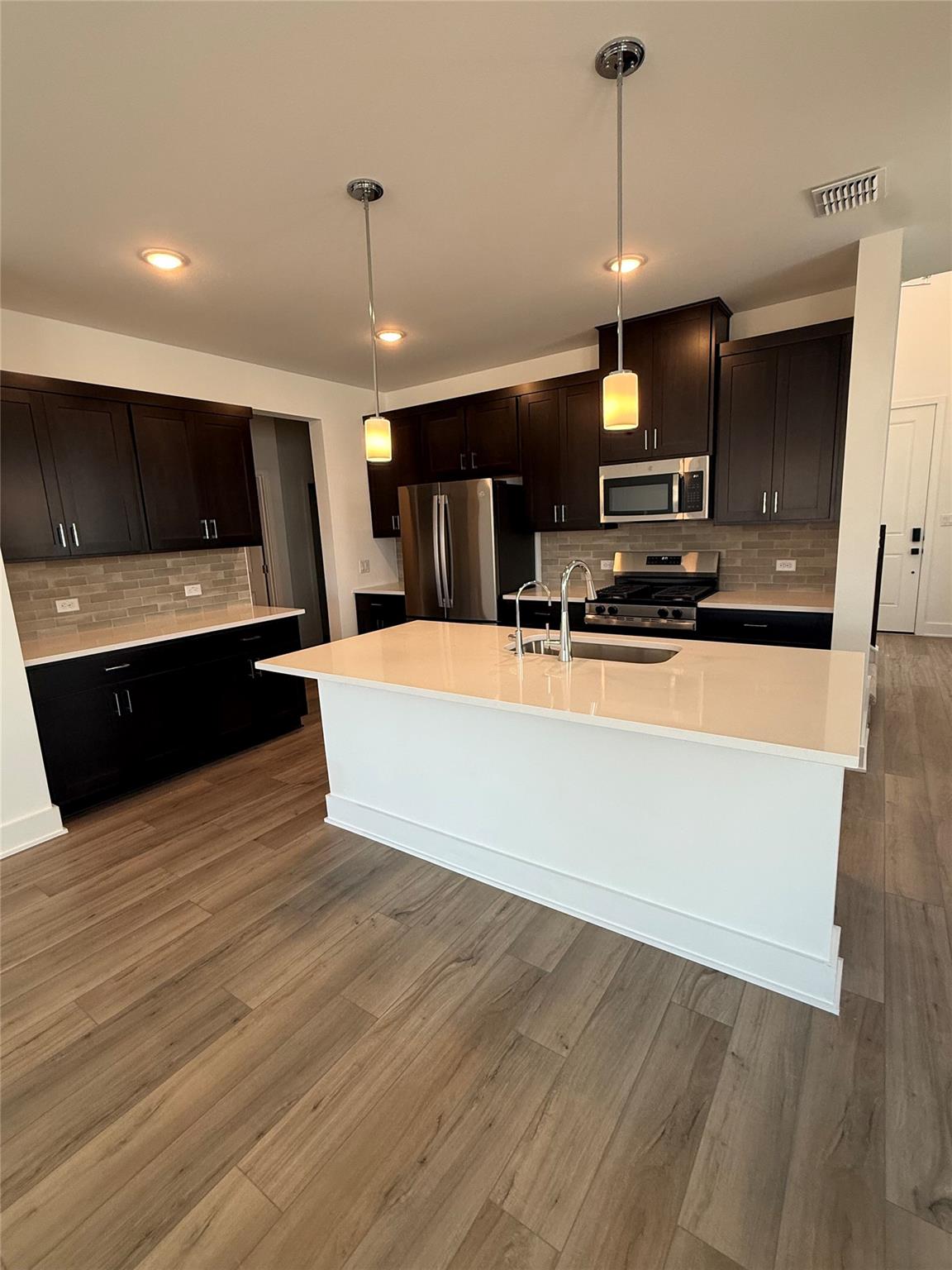 537 Bauer LOOP — photo 4