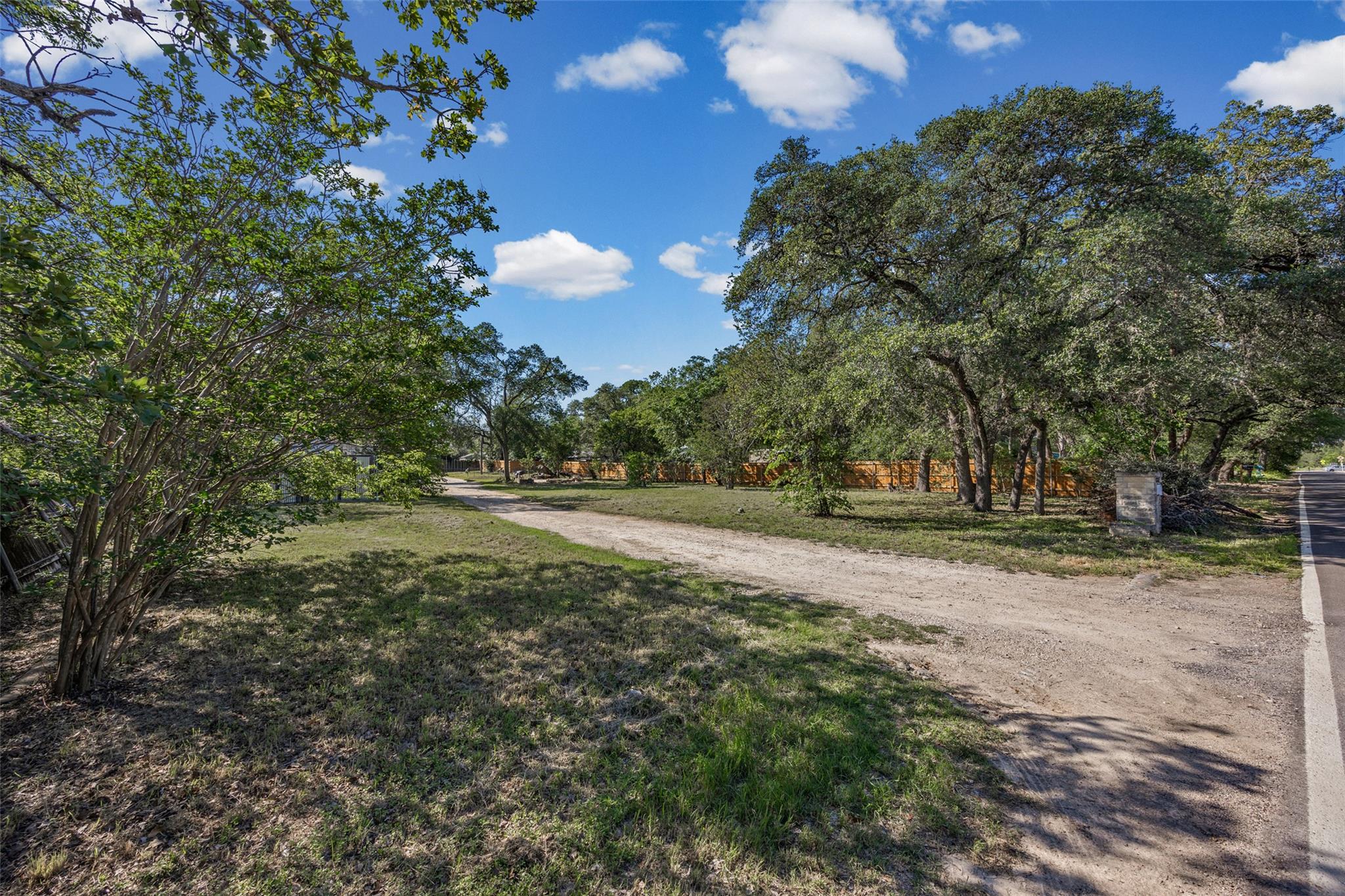 8802 Leo ST — photo 3