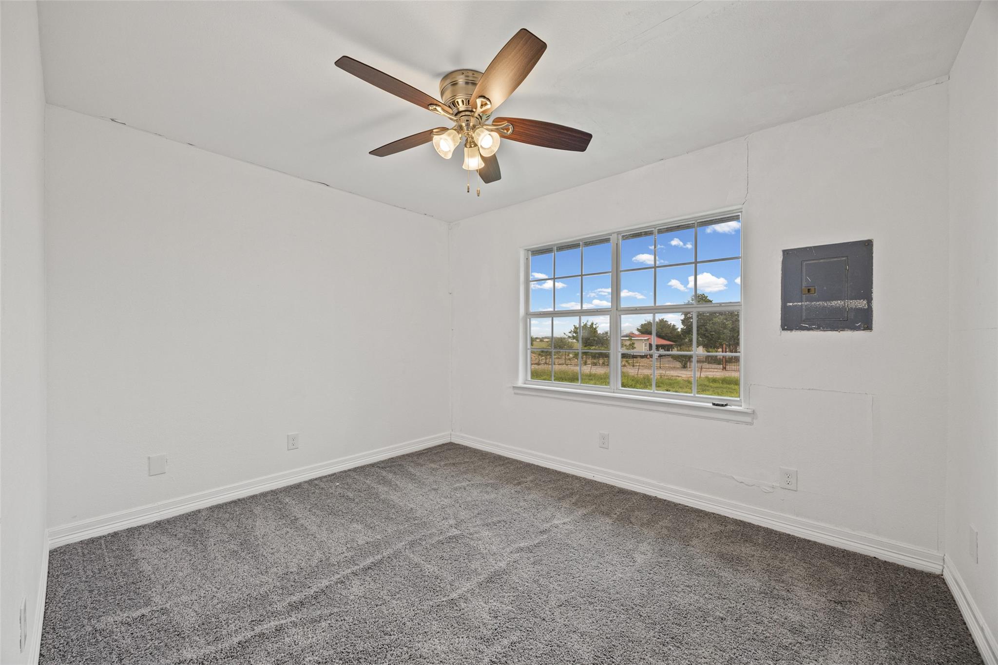 11622 Doyle RD — photo 4