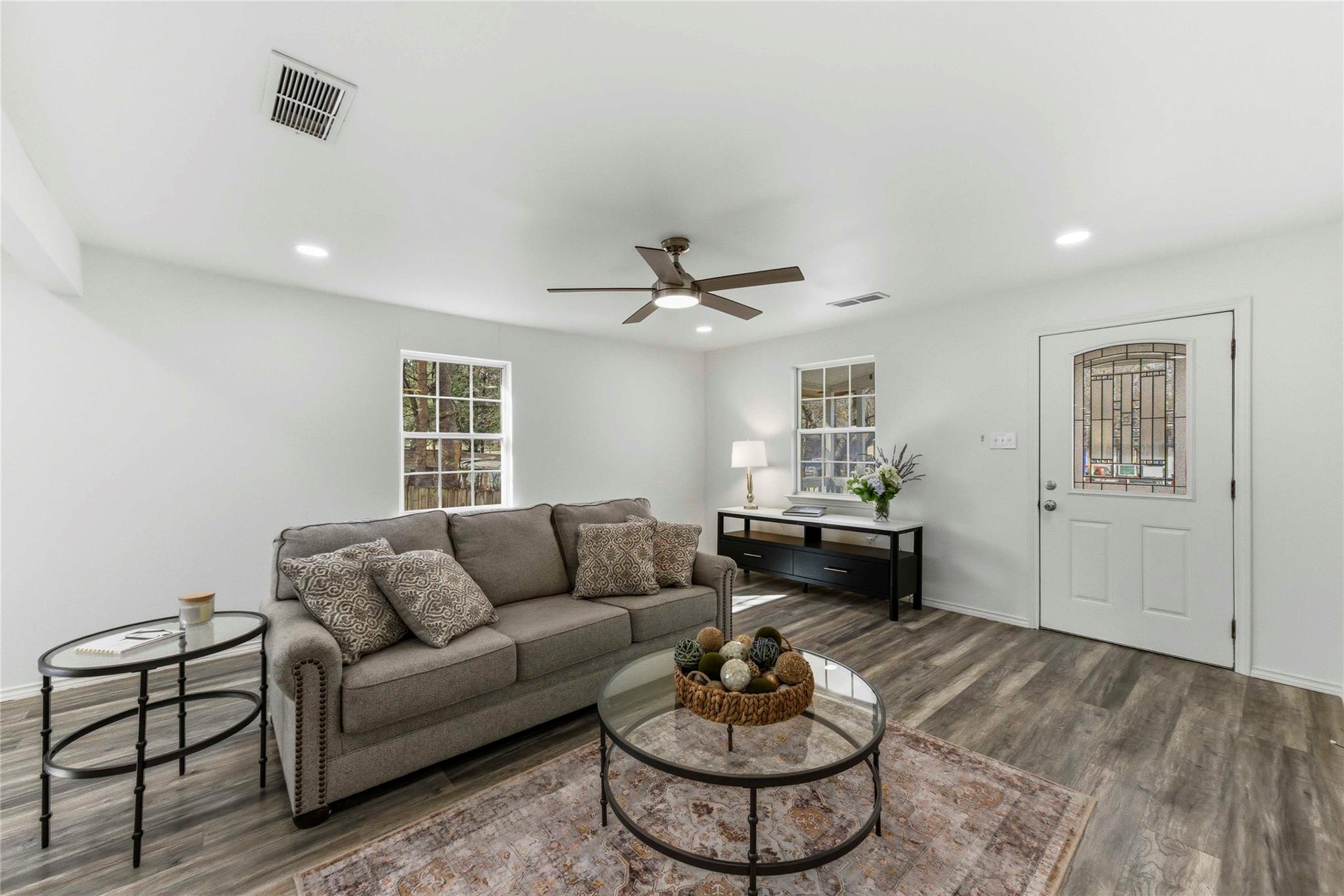 7309 Blessing Ave — photo 3