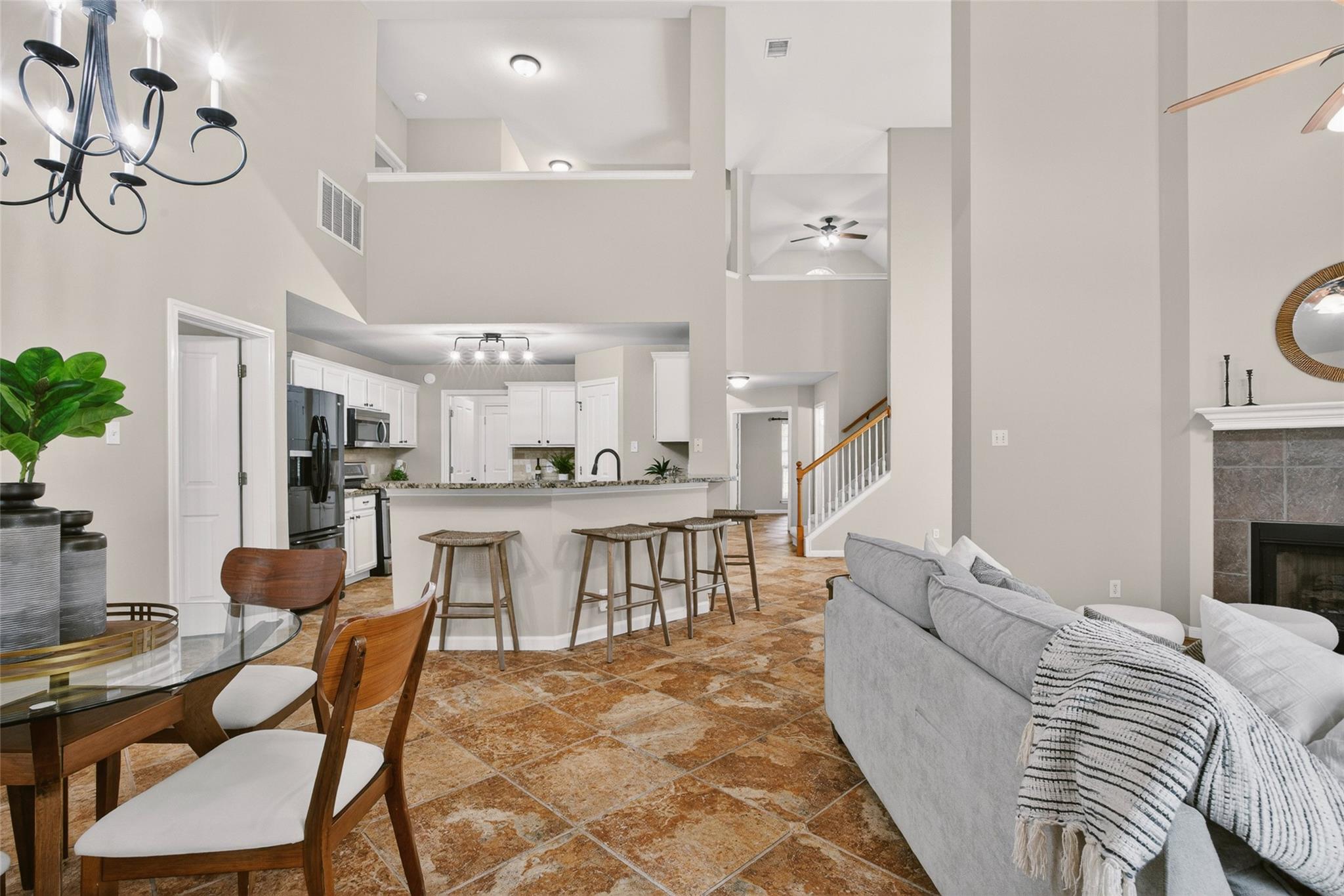 3713 Norman LOOP — photo 3