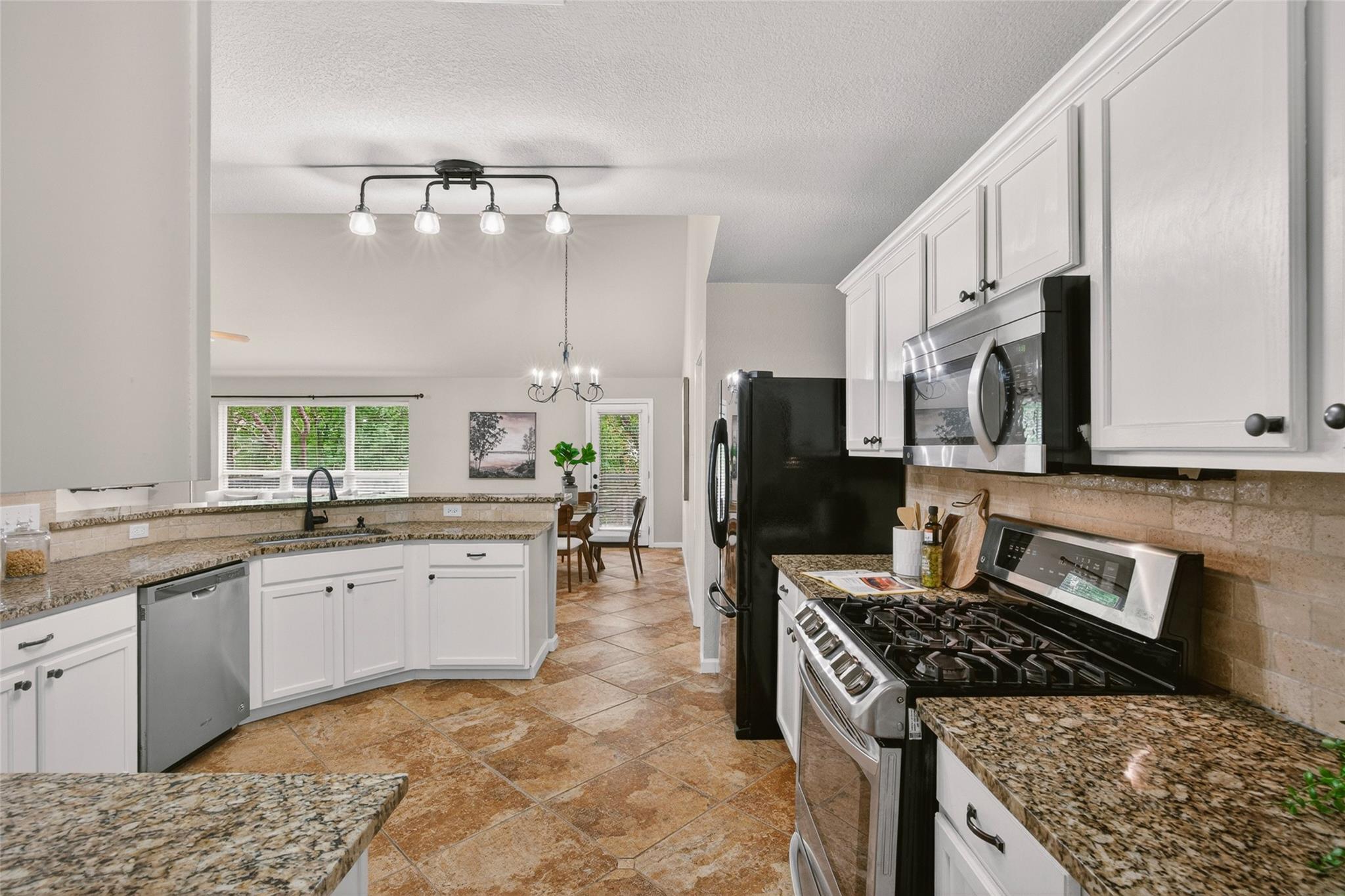 3713 Norman LOOP — photo 4