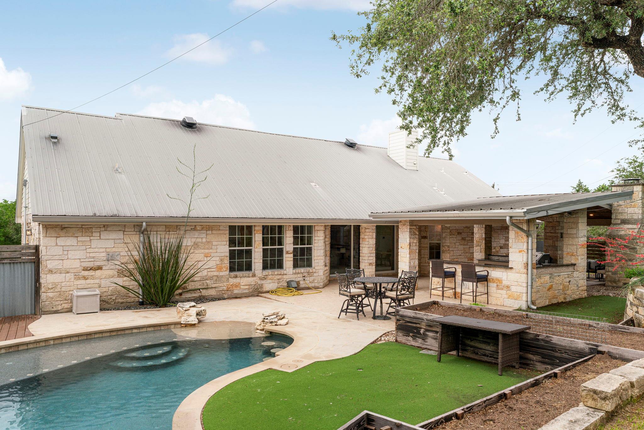1129 Cedar Pass RD