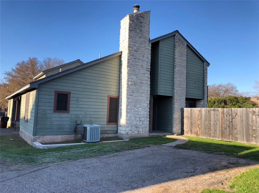 1703 Horseshoe CIR — photo 3