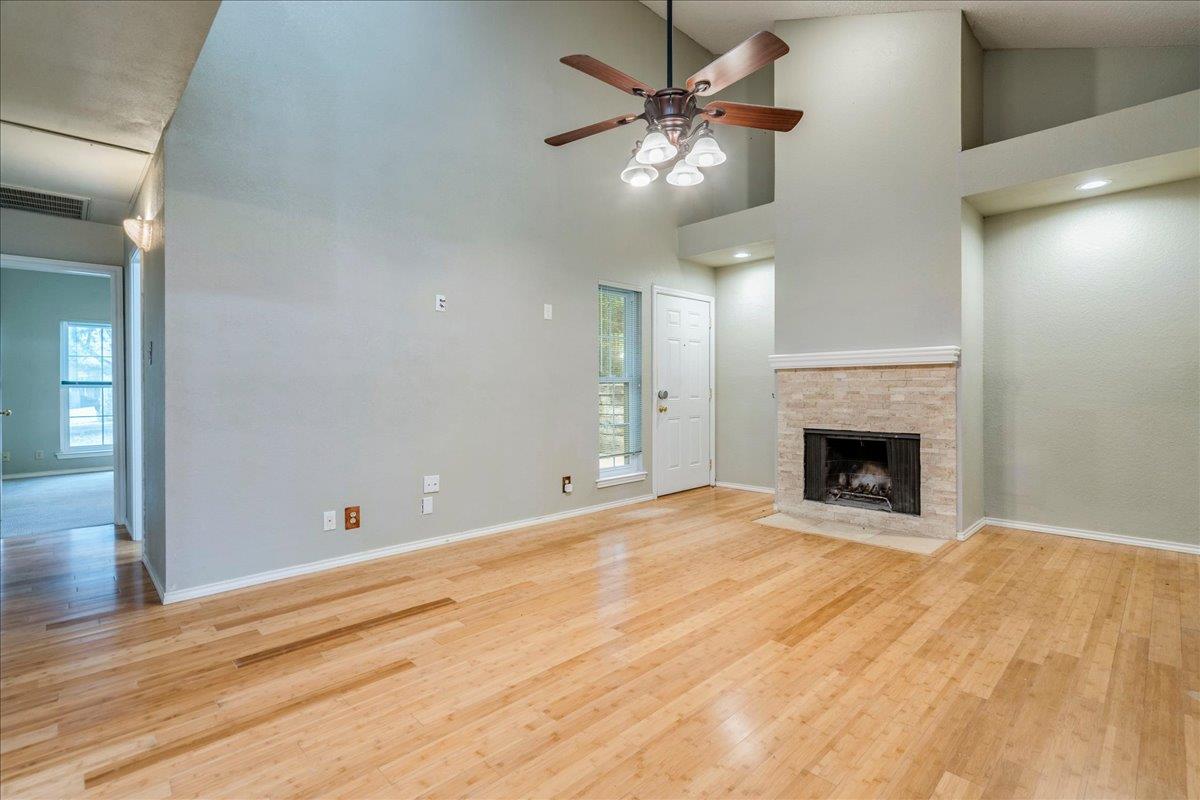 3809 Spicewood Springs RD #127 — photo 4