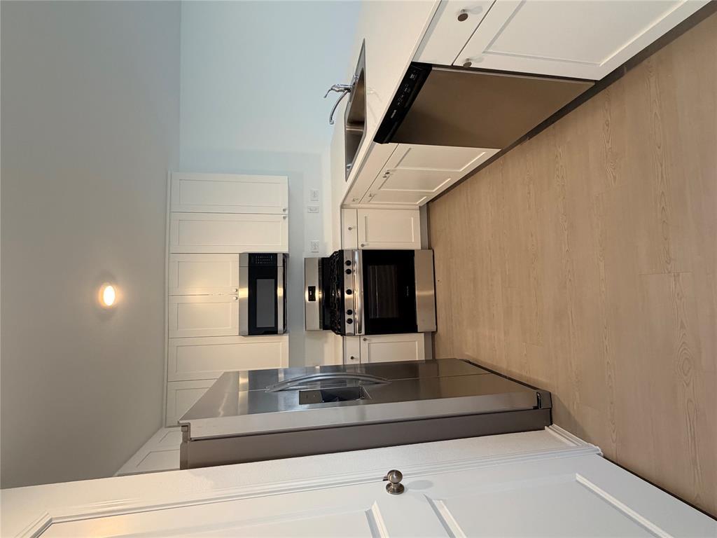 208 Skyfire ST — photo 4