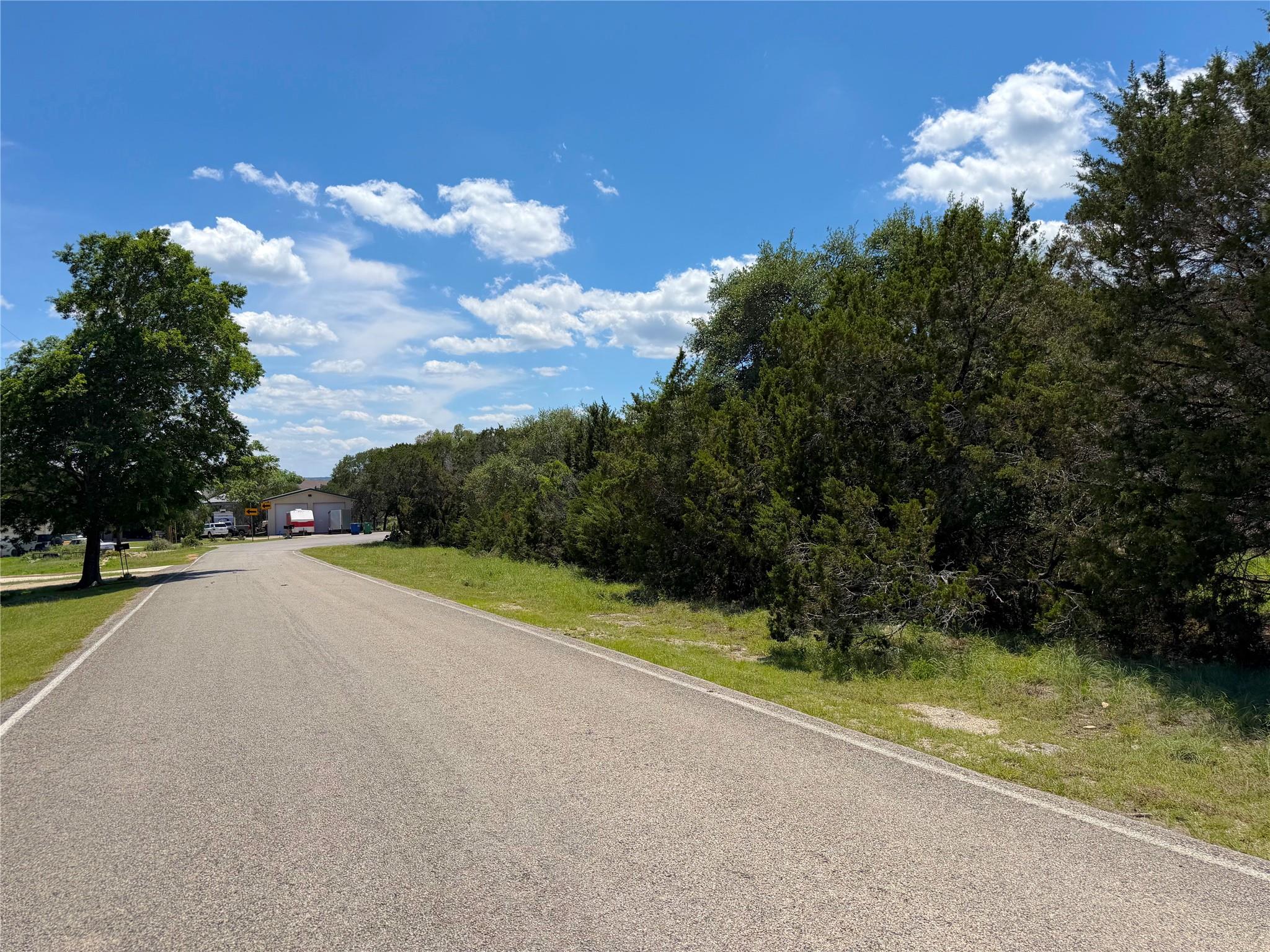 1841 Canyon Lake DR — photo 3