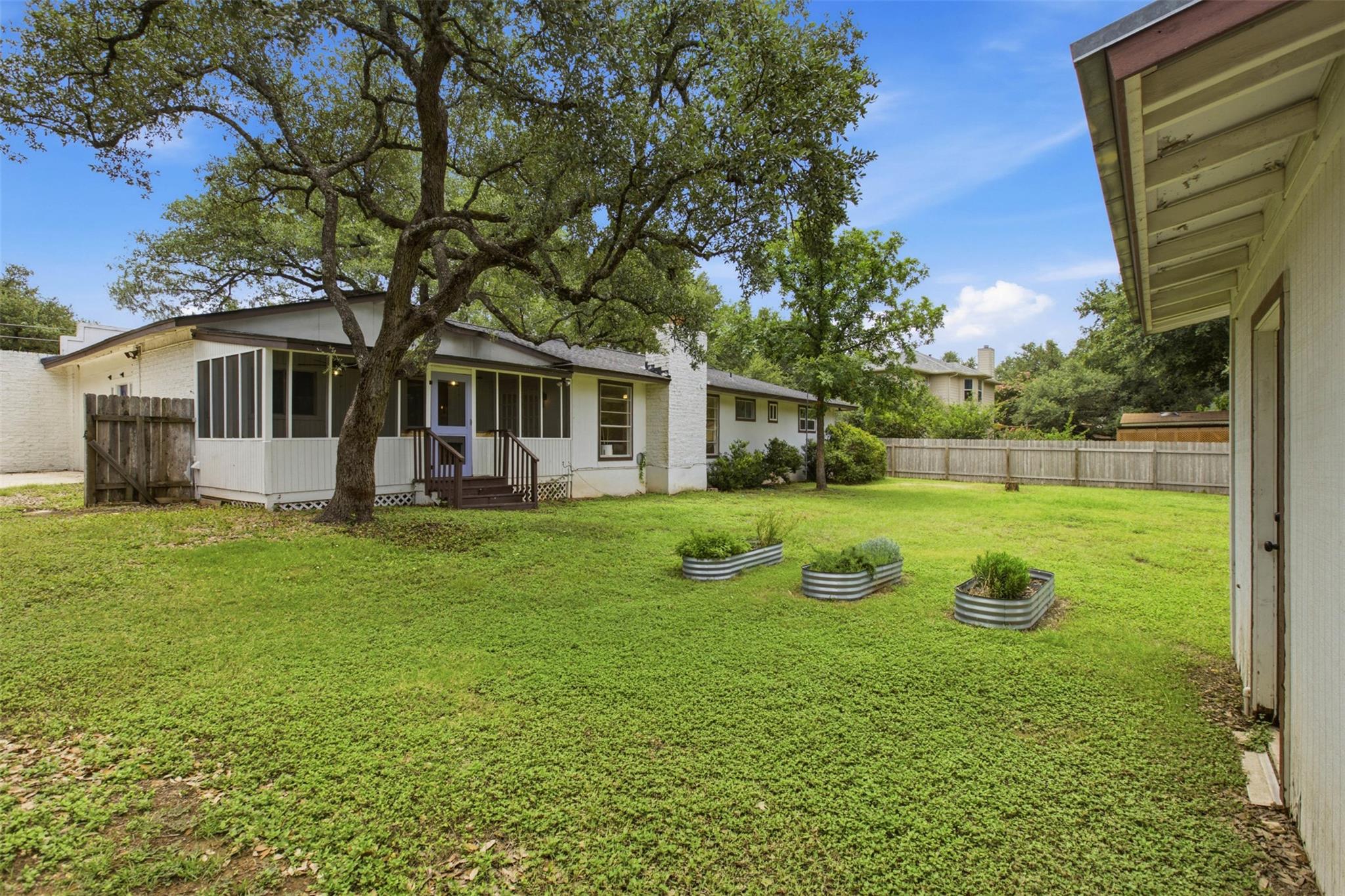 13204 Fawn Valley DR — photo 4