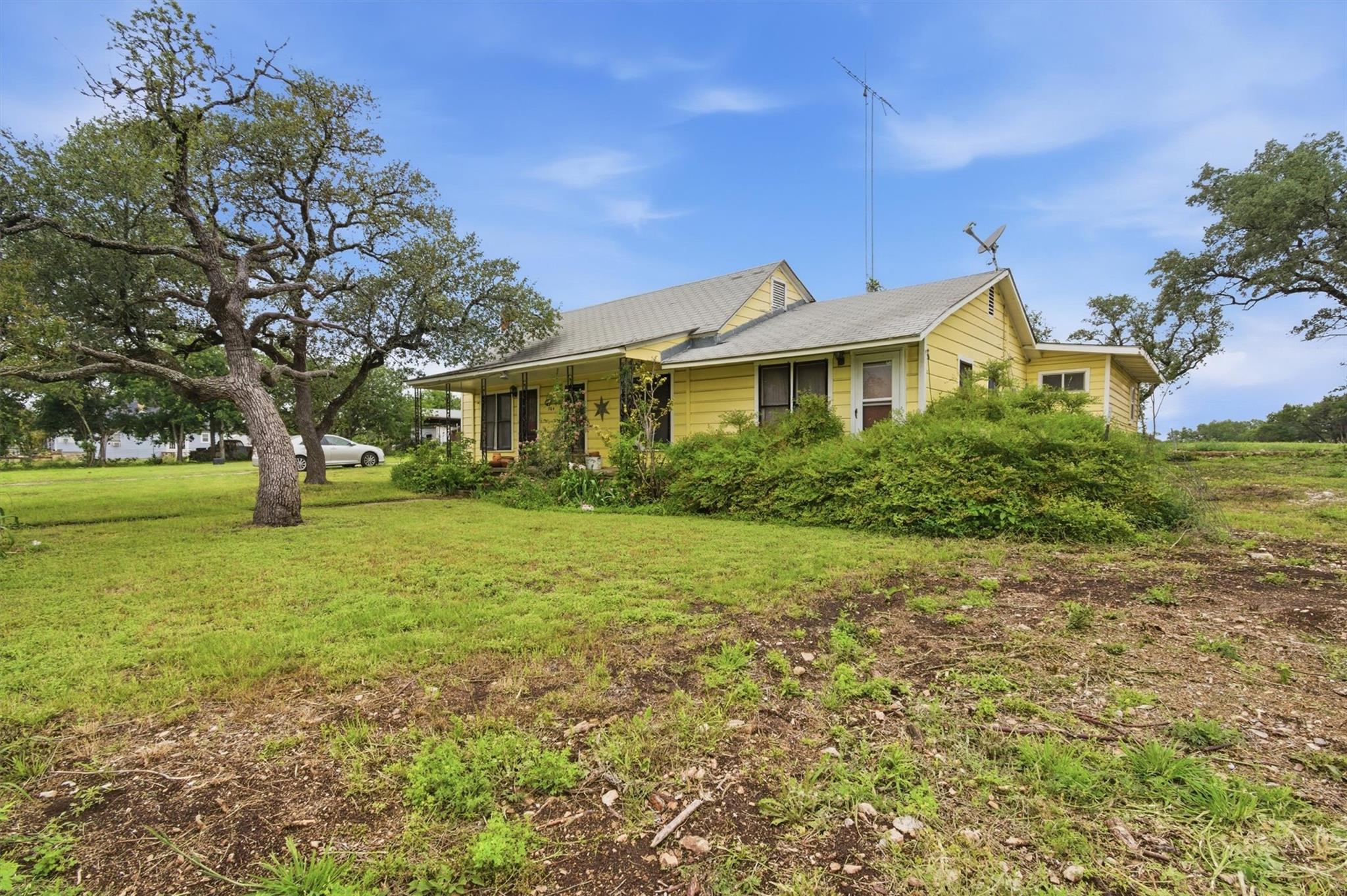 704 Fm 2657 — photo 4