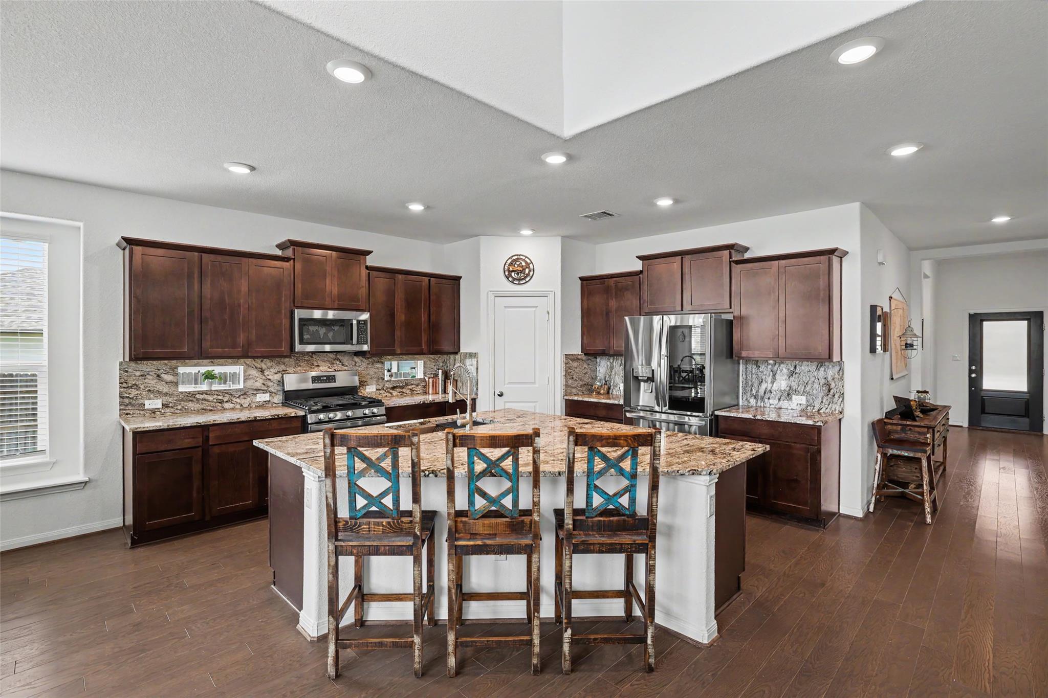 114 Fortuna CT — photo 3