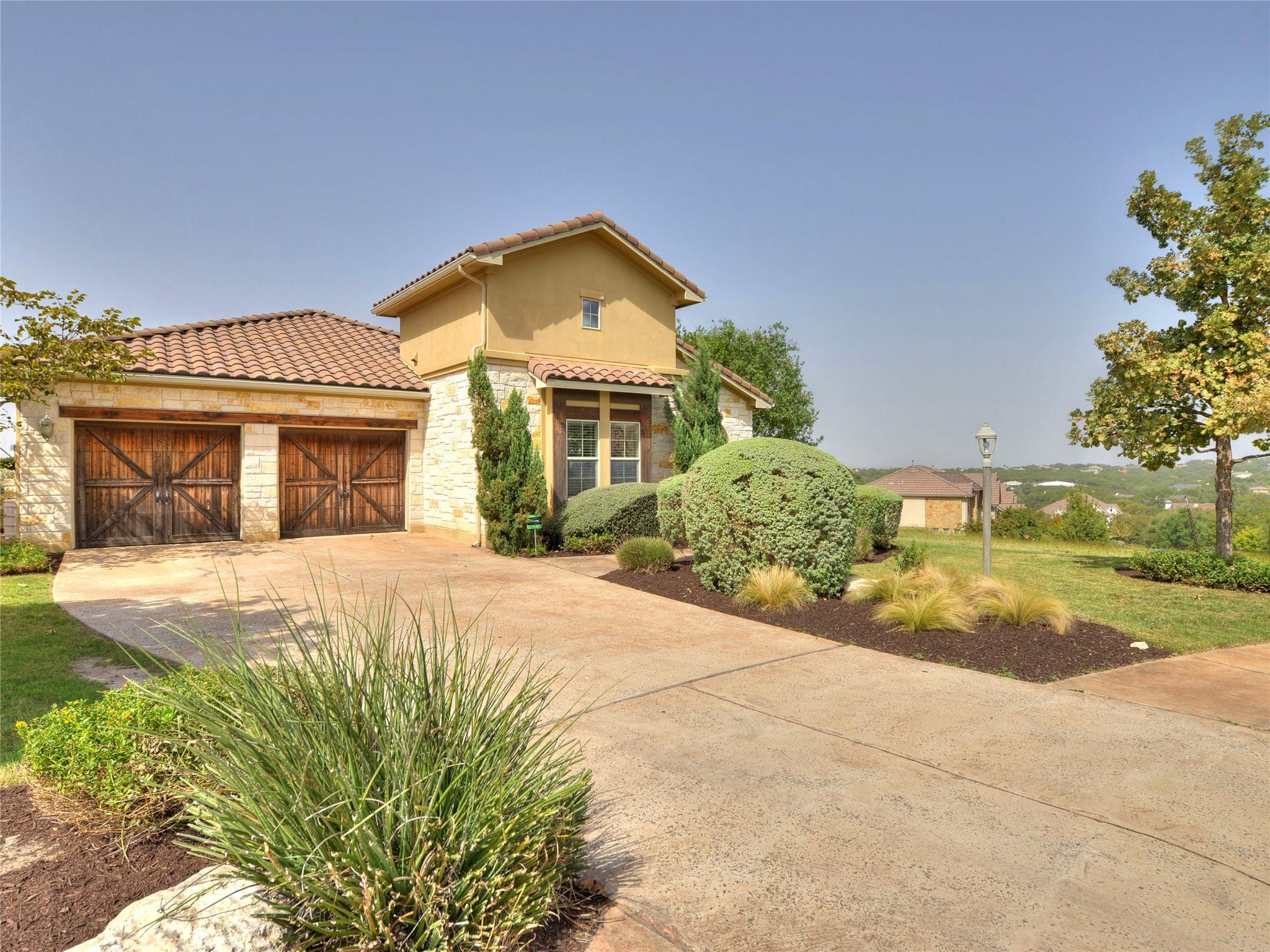 315 Bonaire CT — photo 3