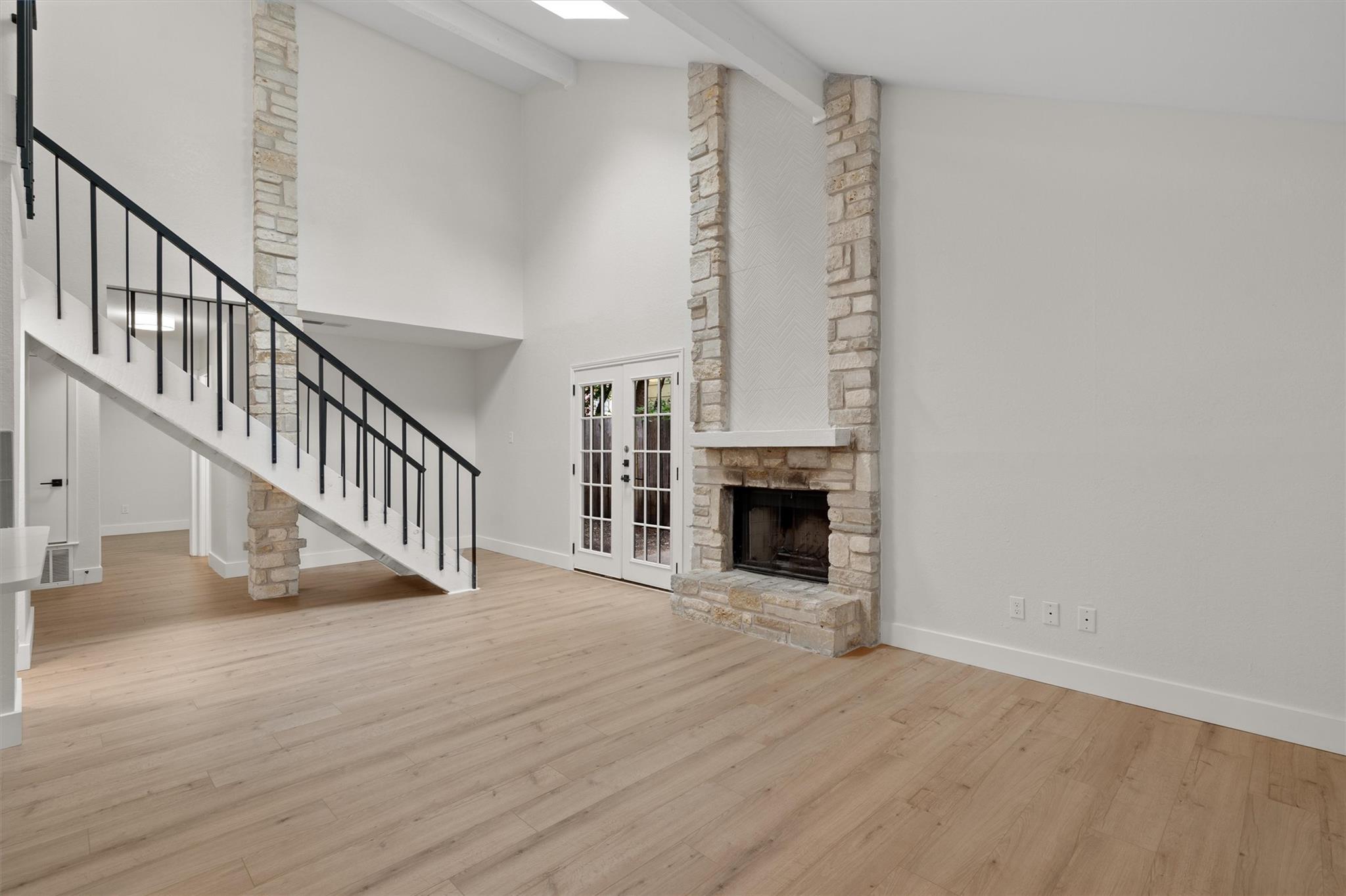 1804 Cinnamon PATH — photo 5