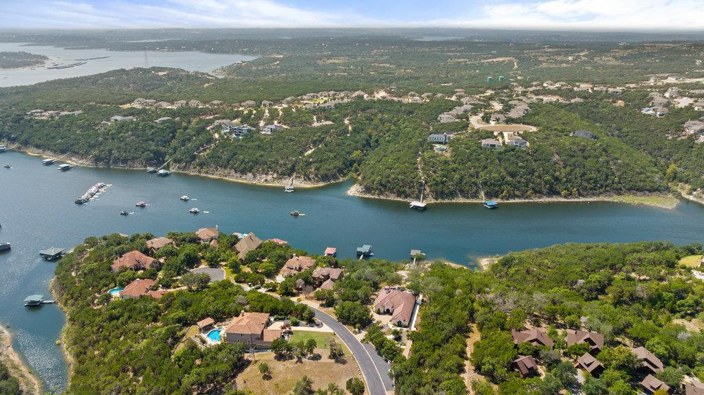 18504 Monet Pointe DR — photo 3