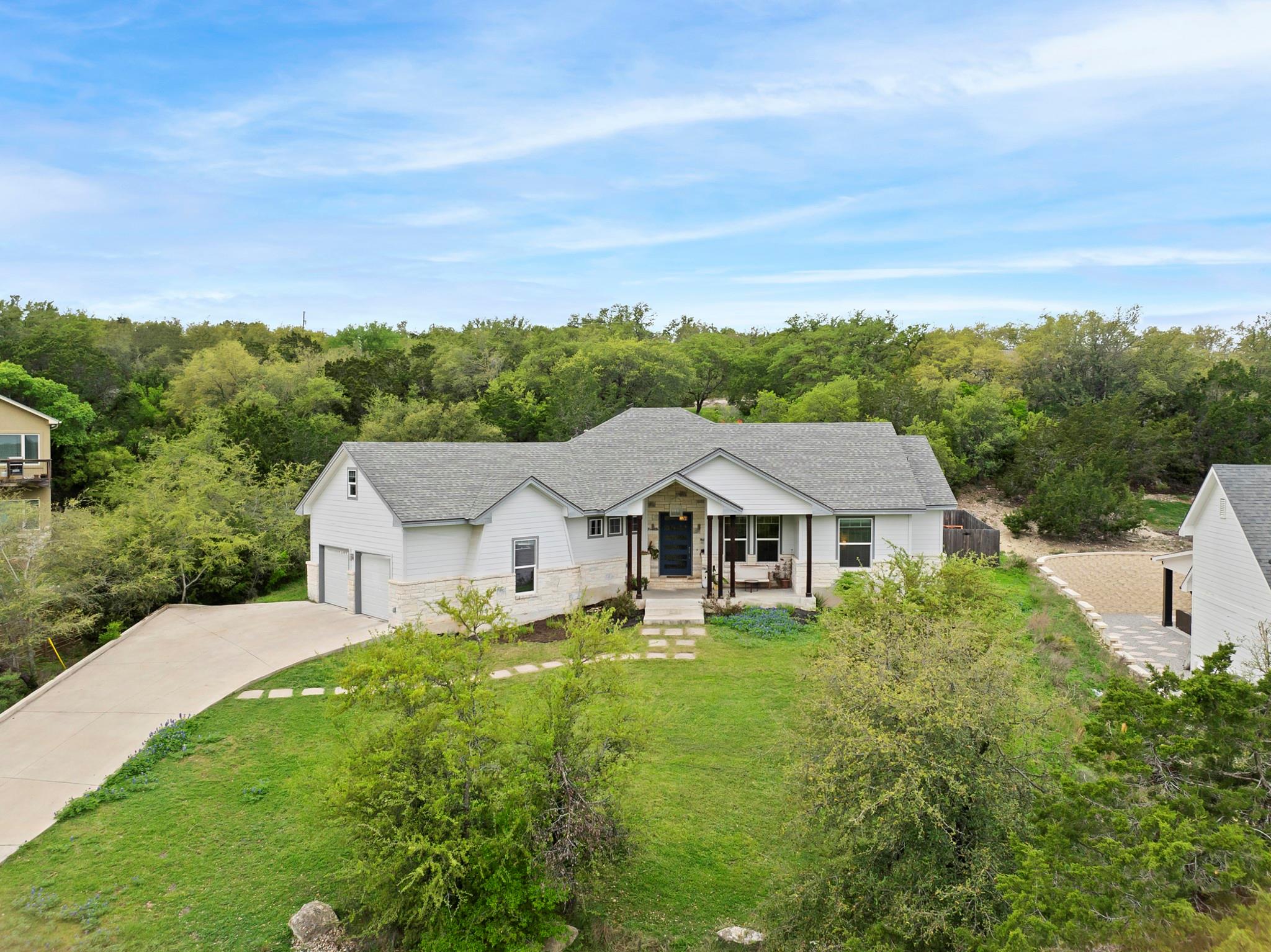 706 Stow DR — photo 3