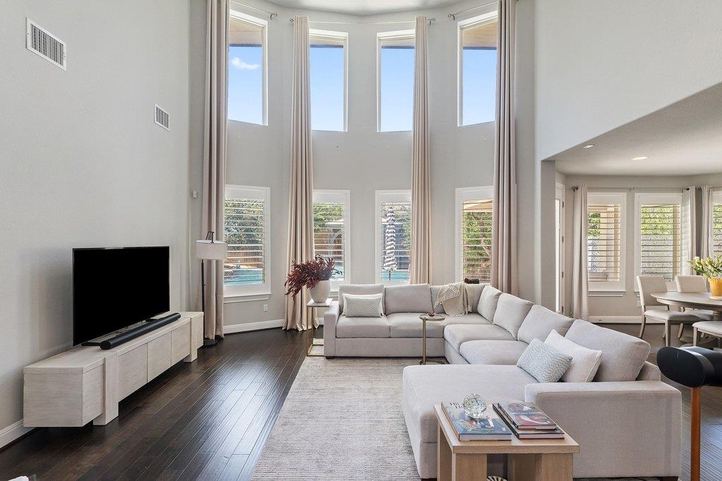 15504 Cabrillo WAY — photo 4