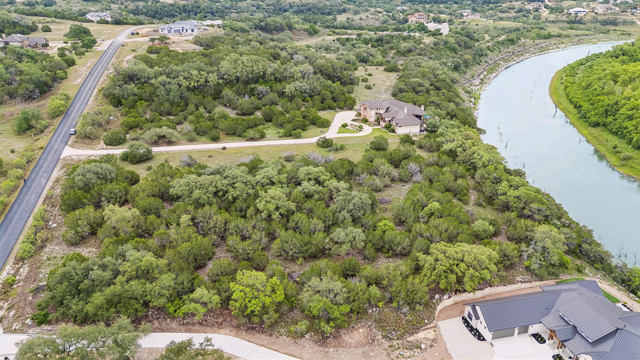 293 River Cliff PL — photo 3