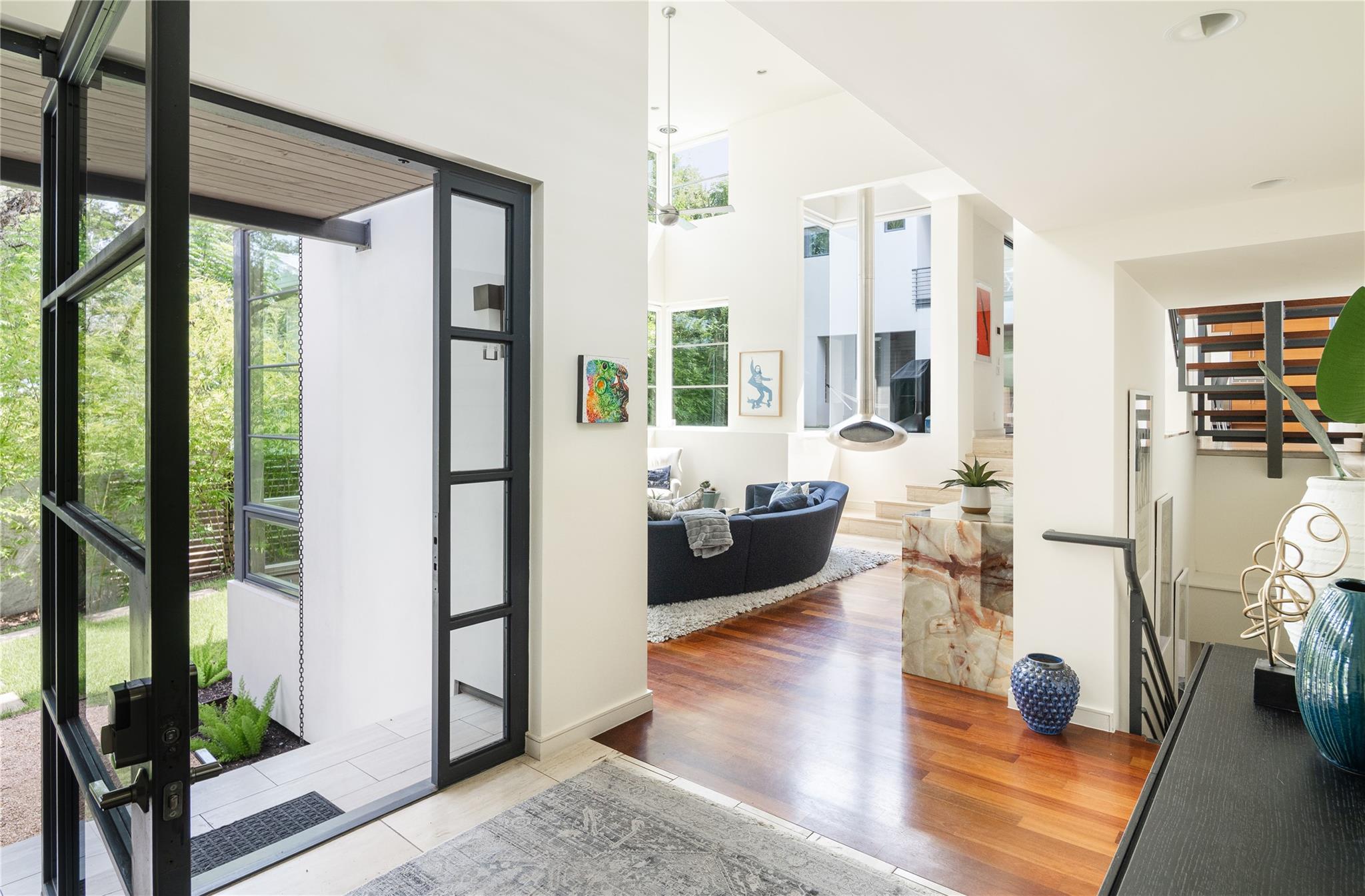 1407 Alameda DR — photo 4