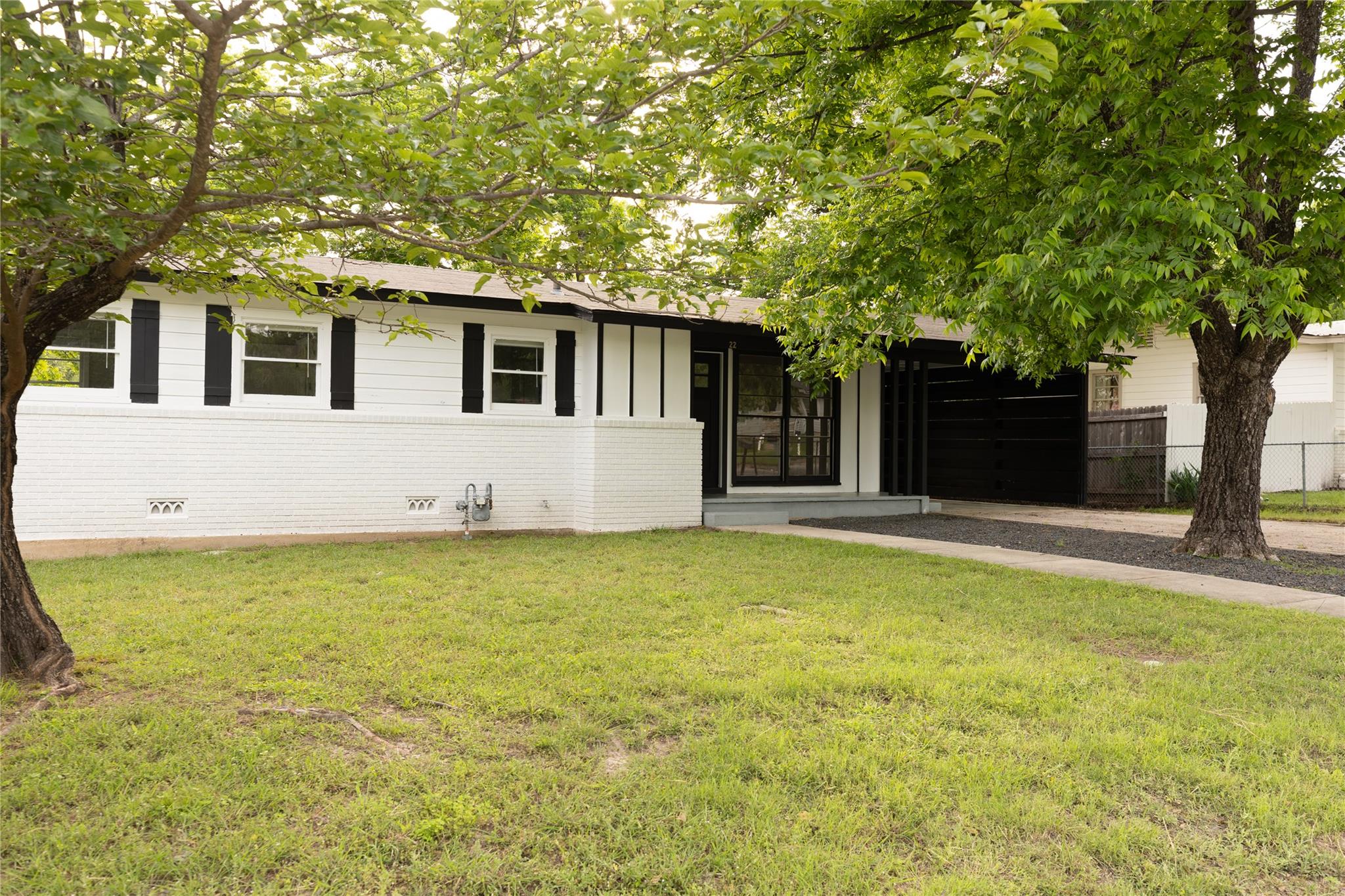 22 Steele ST — photo 3