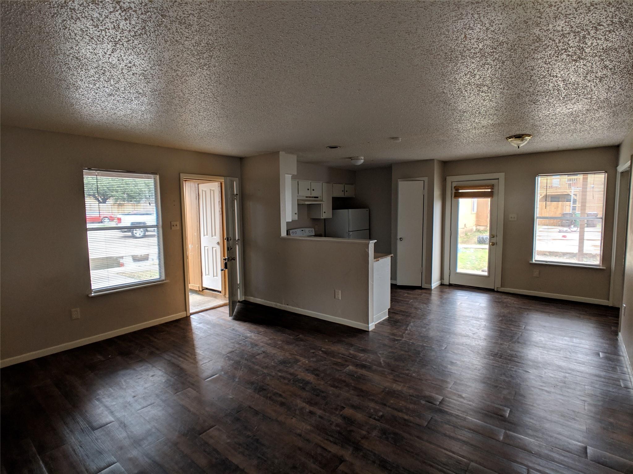 1603 Onion Creek Village DR #B — photo 3