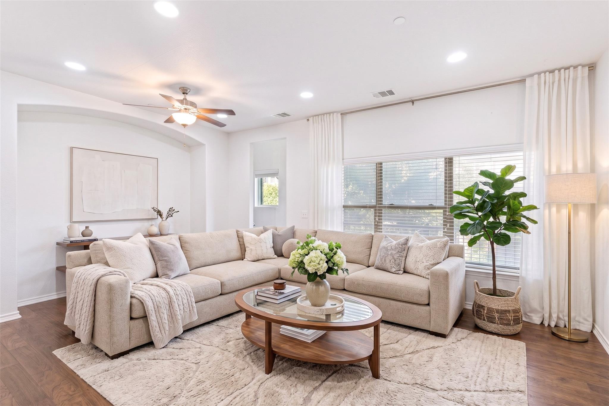 208 Birch Oak LN — photo 3