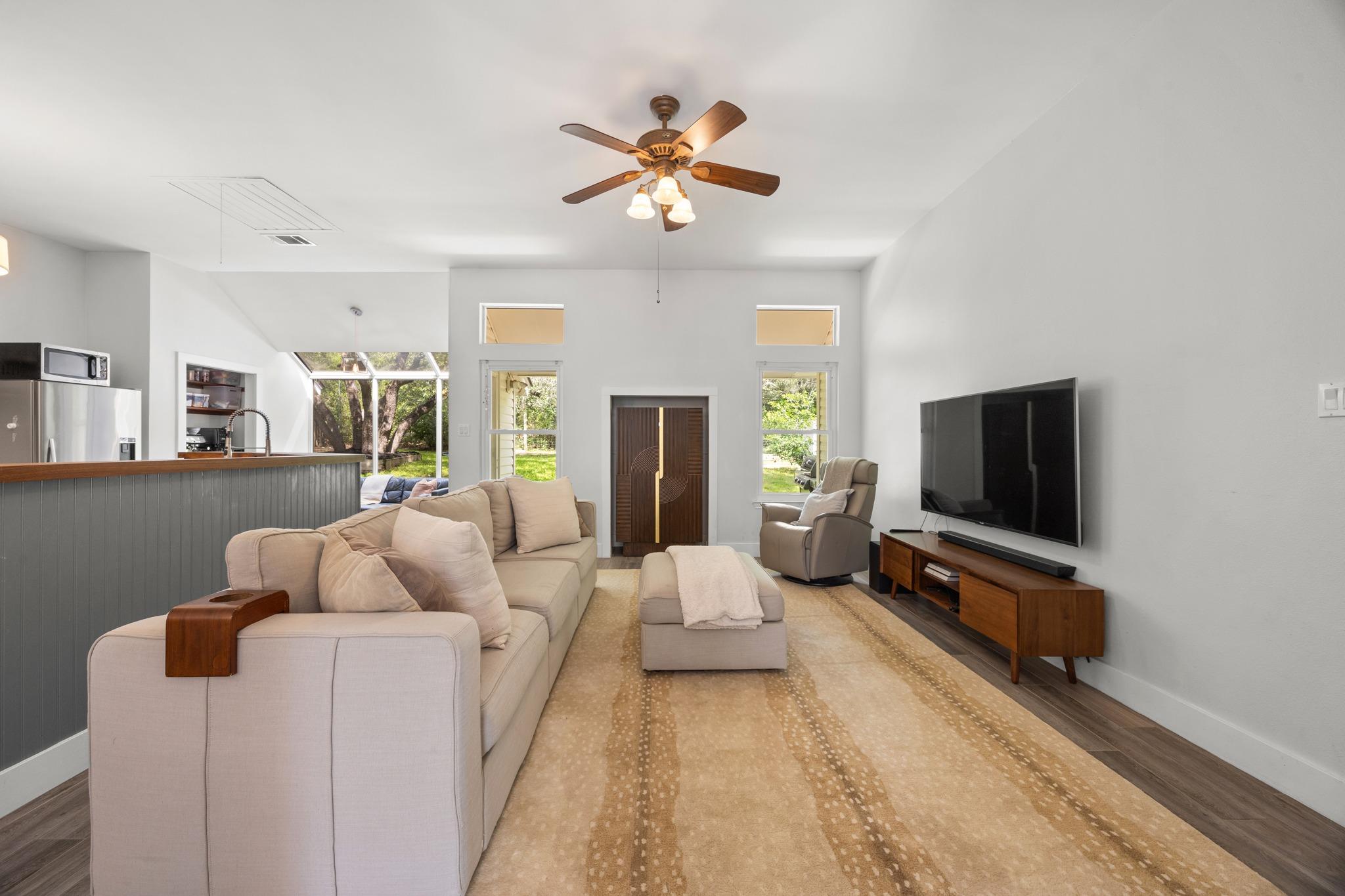 3607 Latimer DR — photo 4
