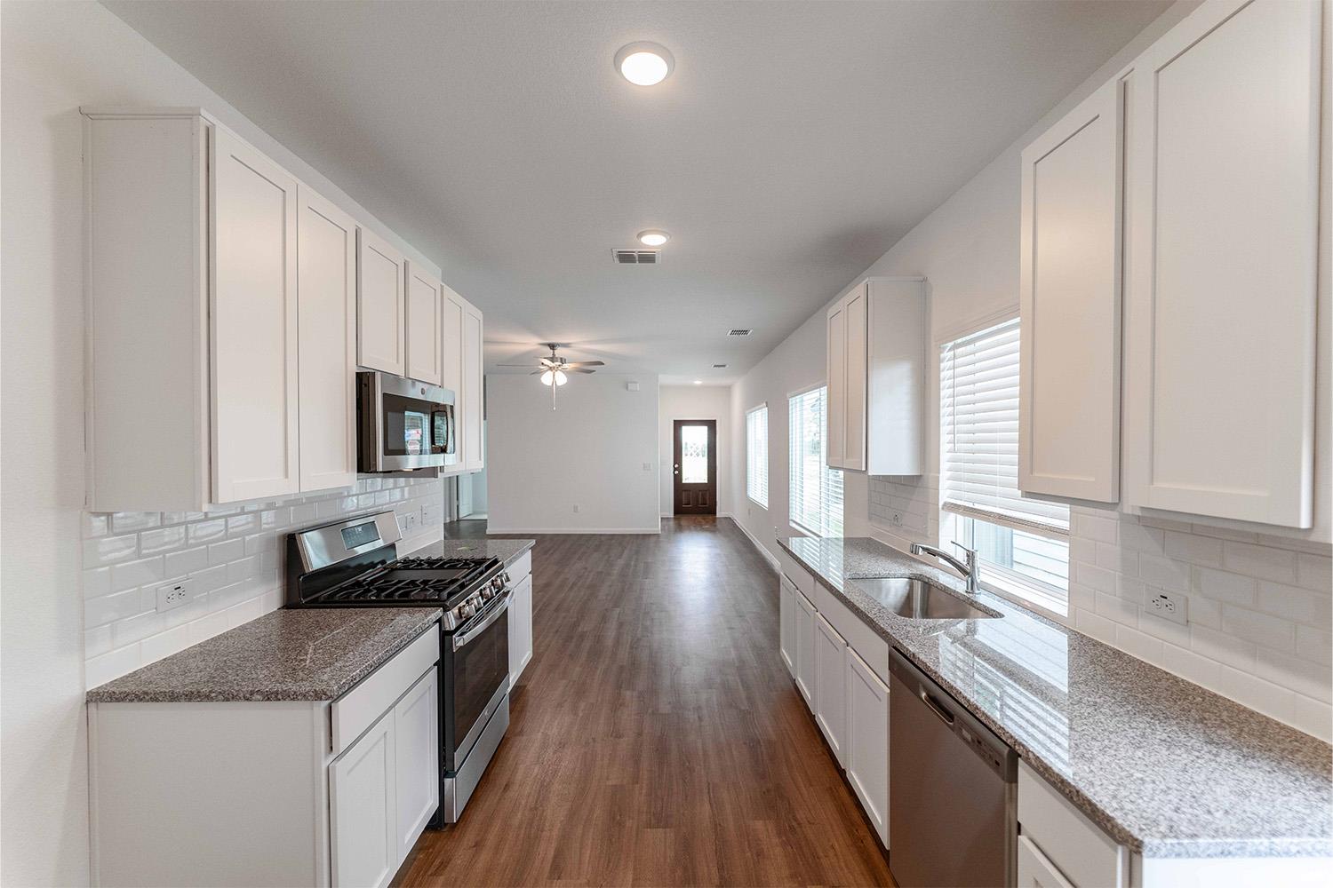380 Kenai DR — photo 3