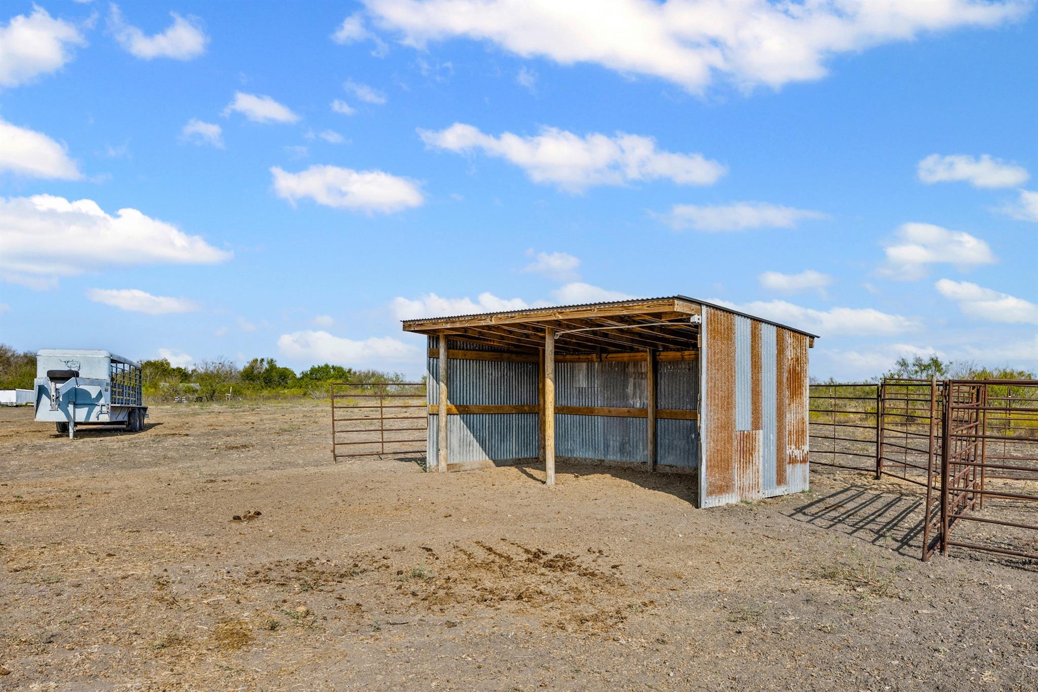 13800 Hokanson RD — photo 3