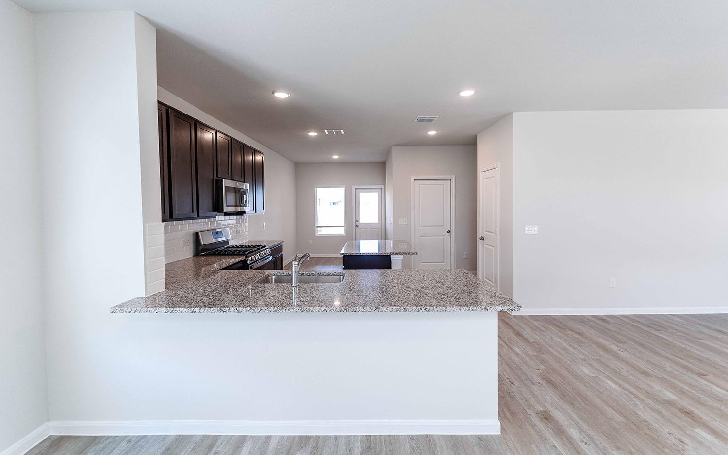 372 Kenai DR — photo 3