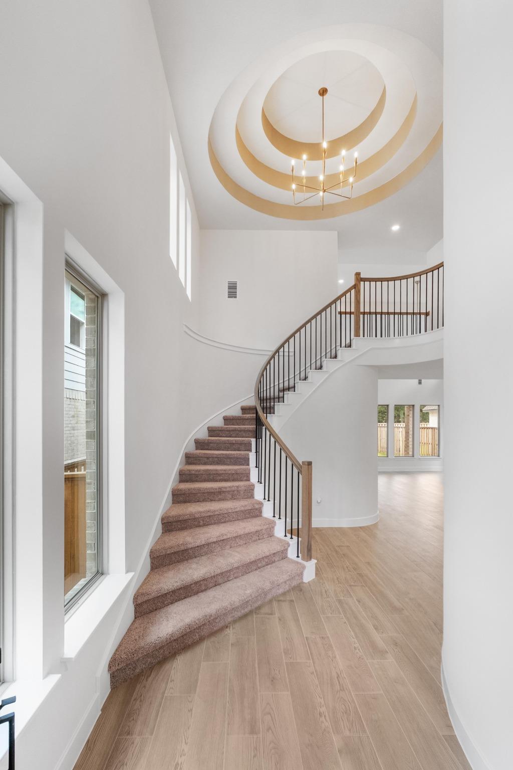 613 Buckaroo DR — photo 3