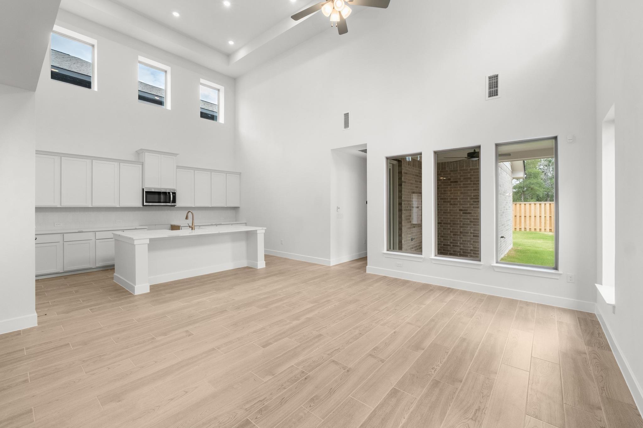 613 Buckaroo DR — photo 4