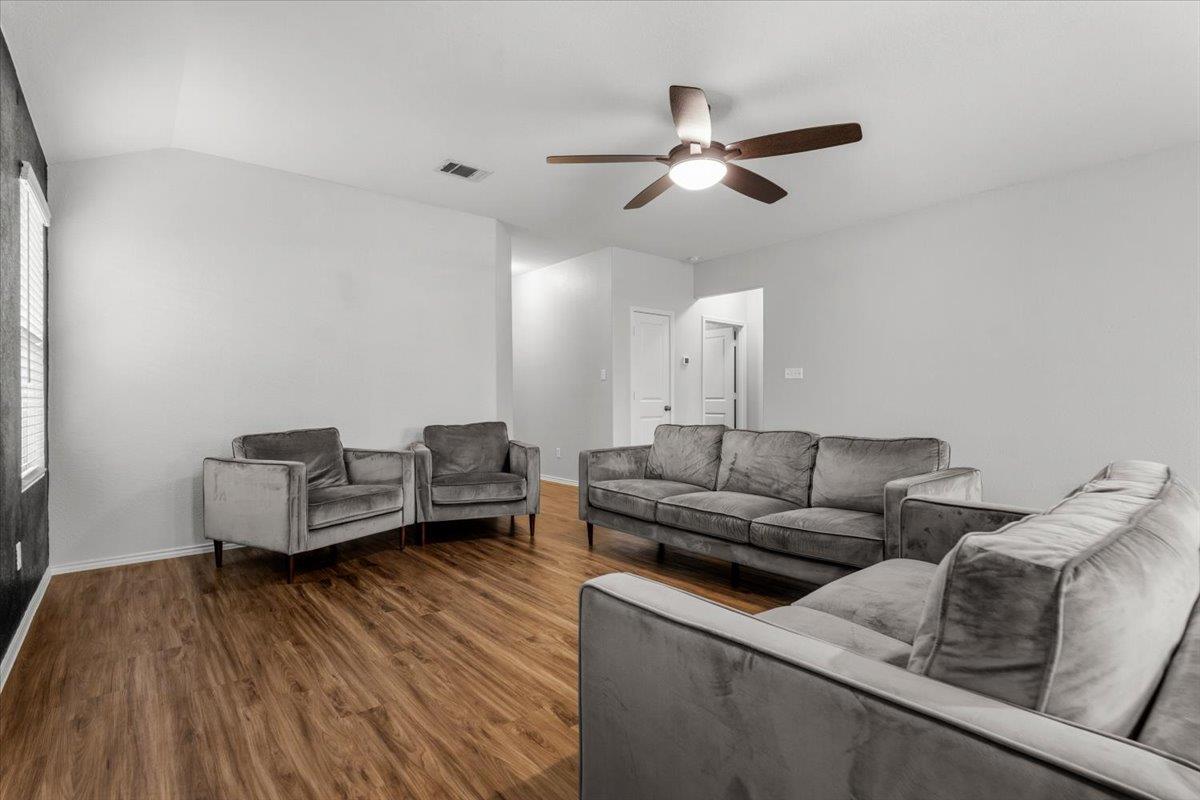 105 Guardian Angel CT — photo 4