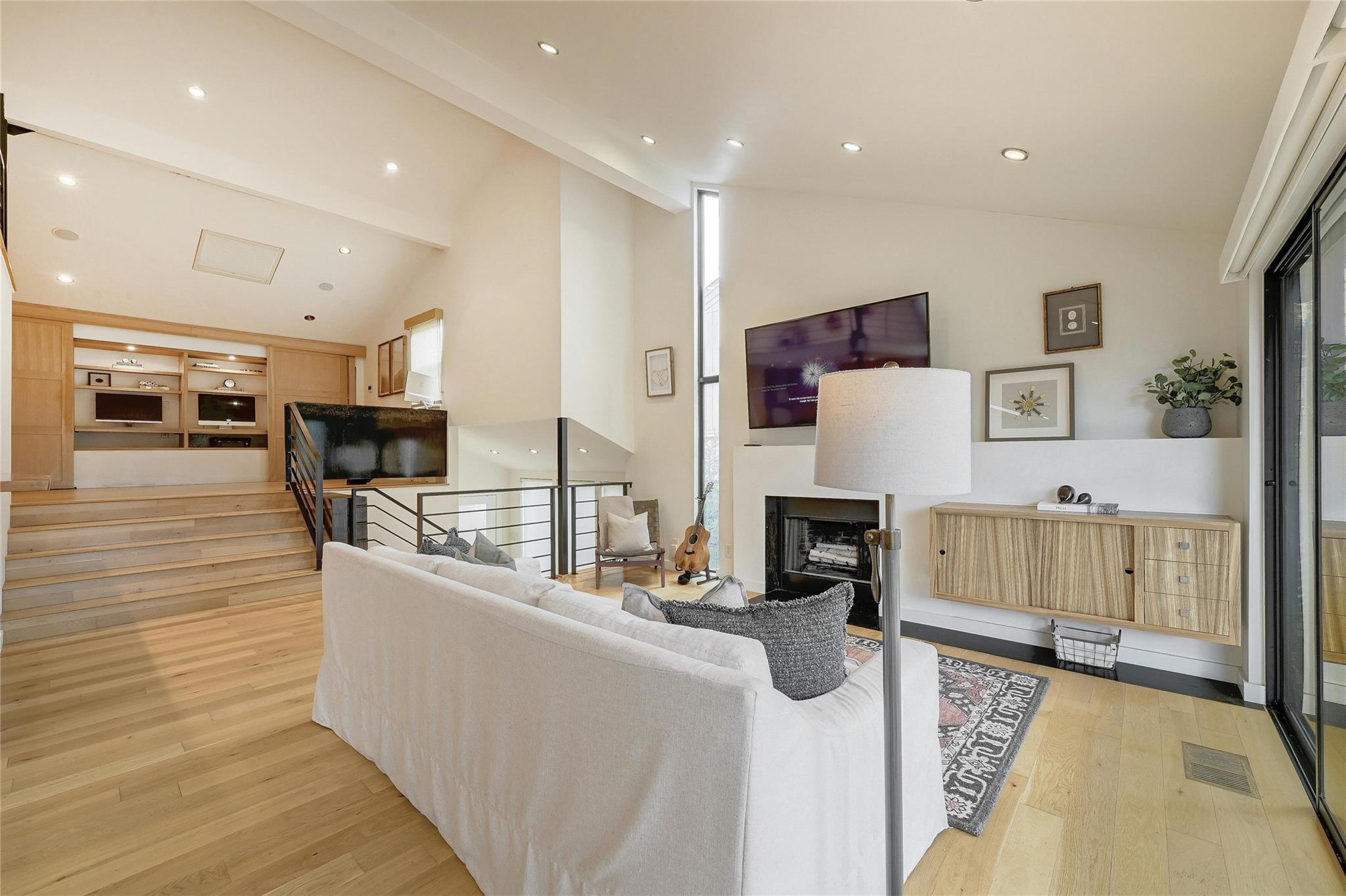 1821 Westlake DR #103 — photo 3