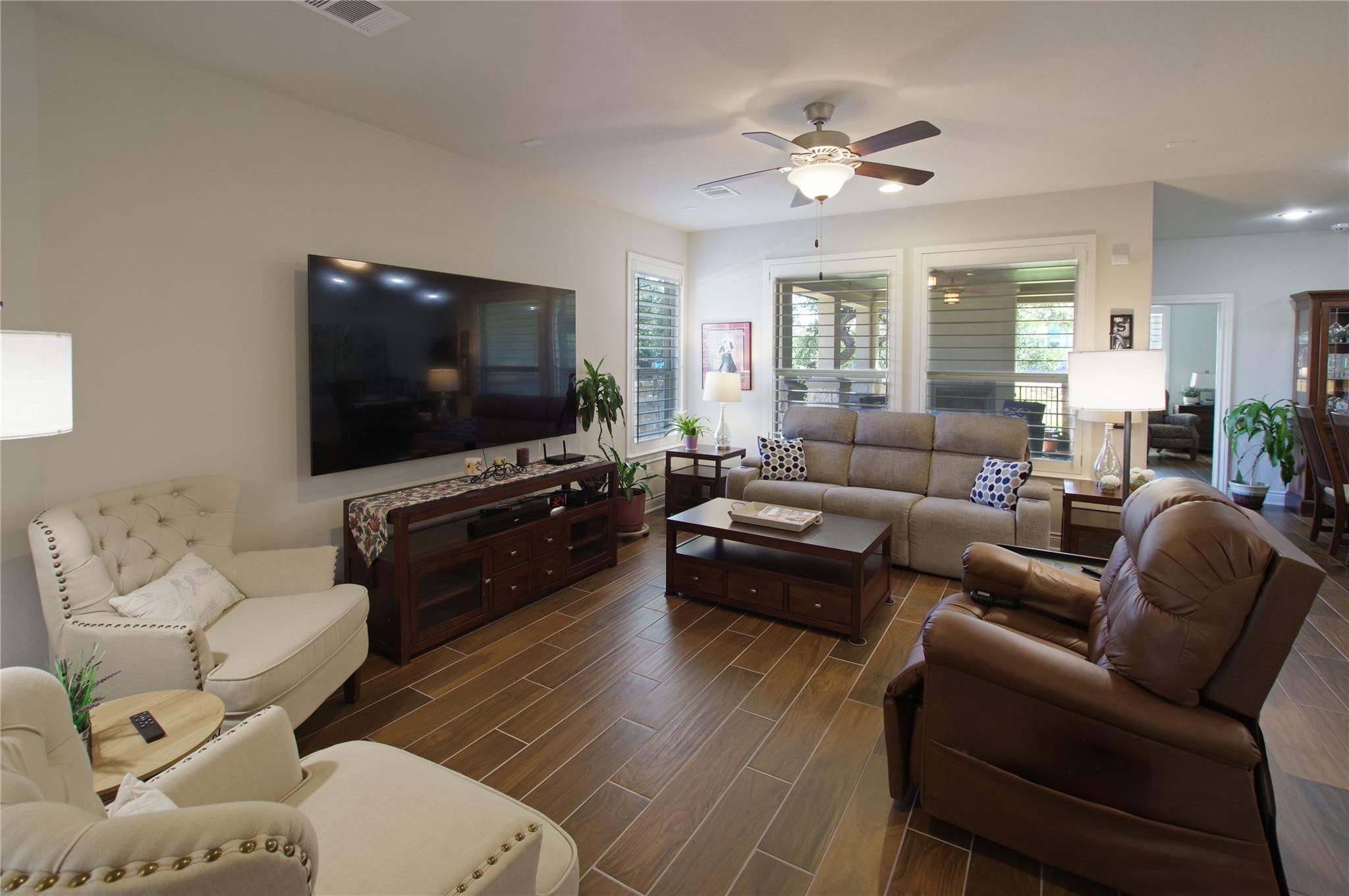 132 Mexican Olive DR #G — photo 5