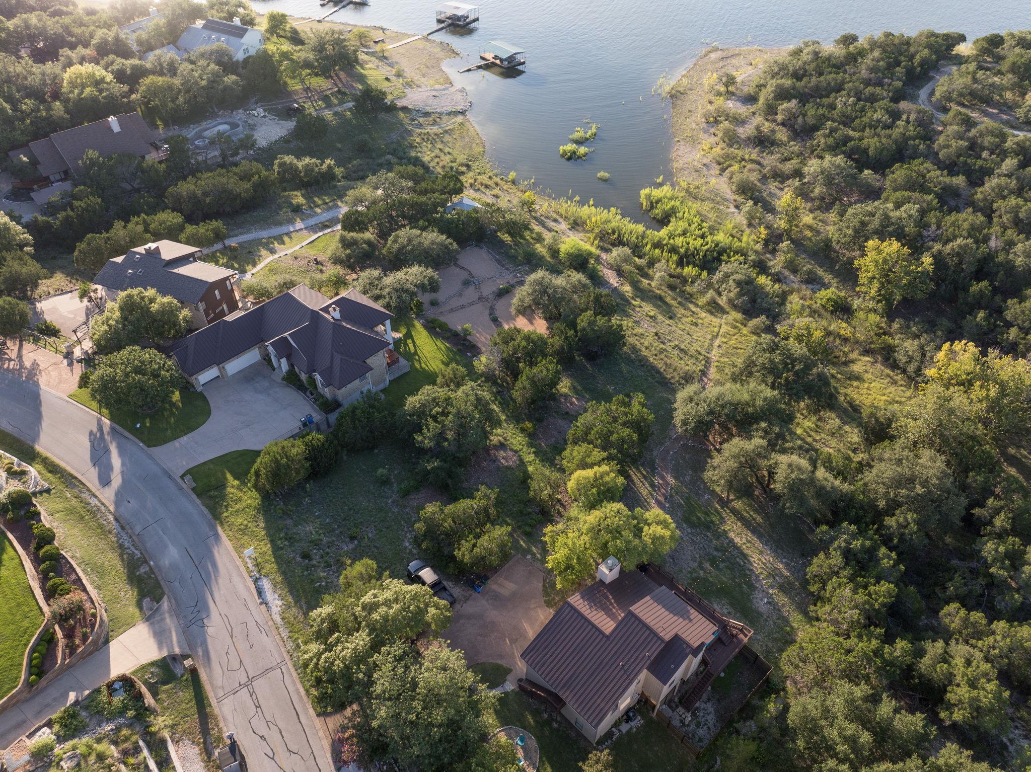 160 Lakefront DR — photo 3