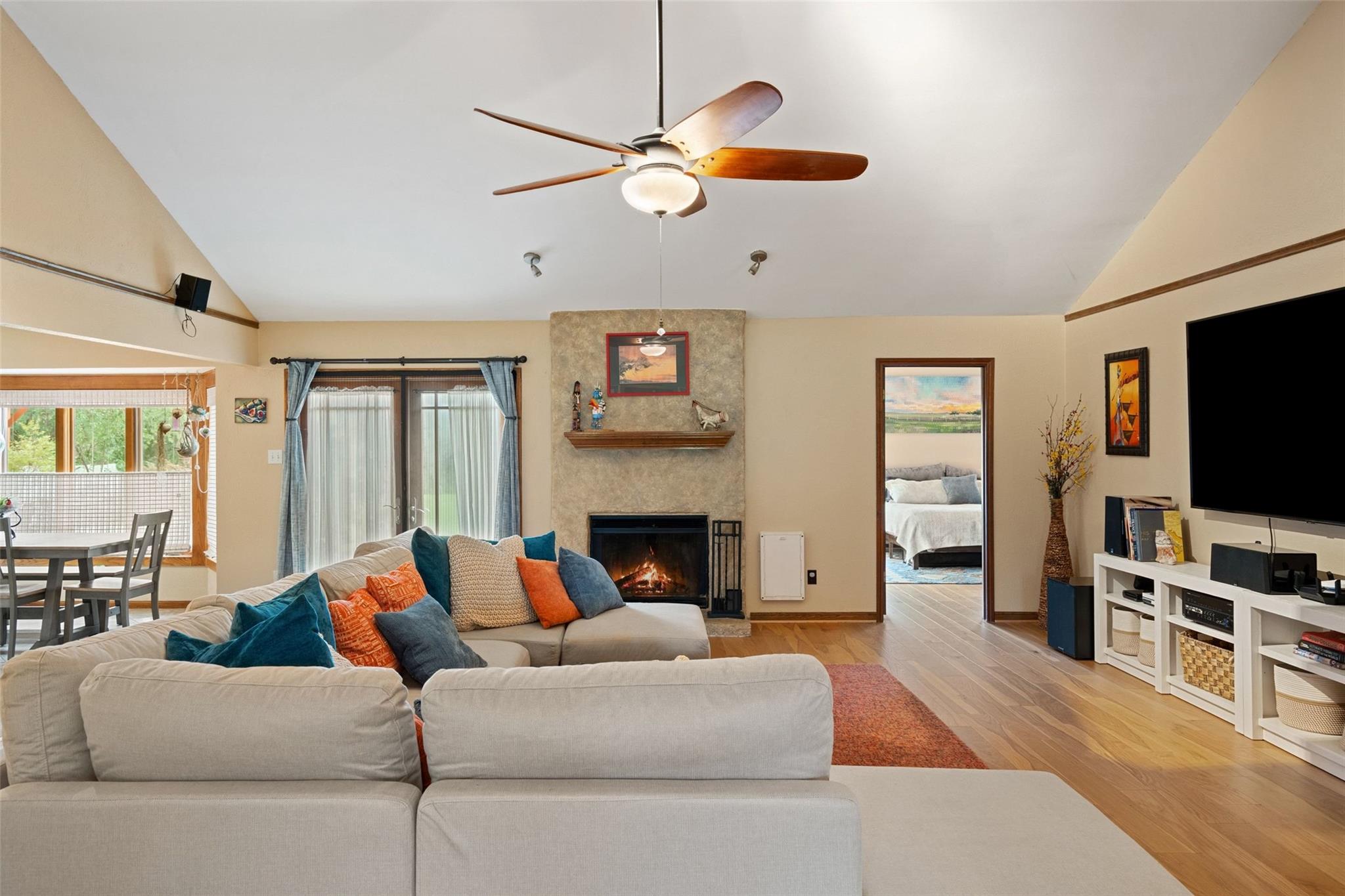 9905 Murmuring Creek DR — photo 5