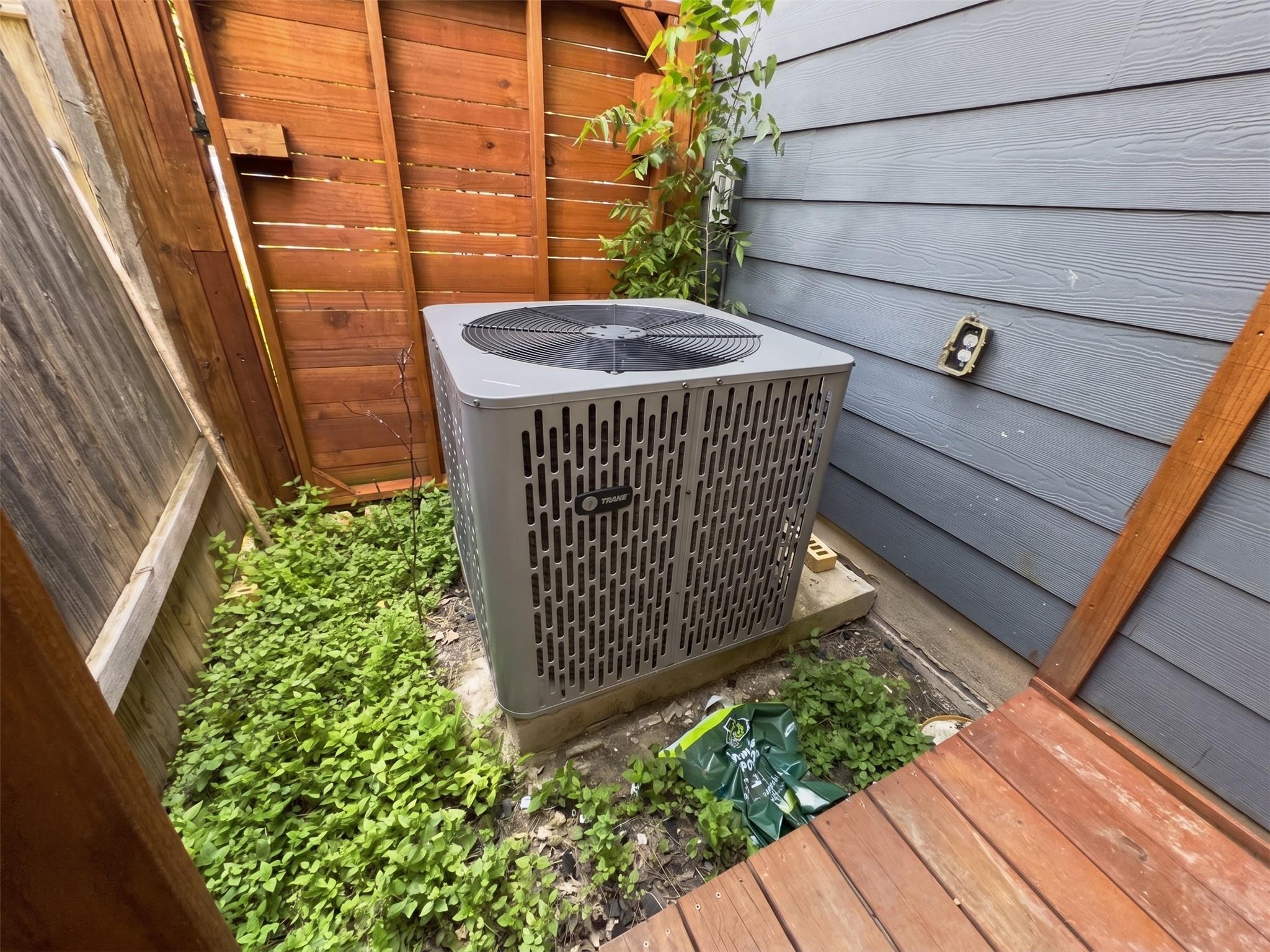 12512 La Paz LN — photo 3