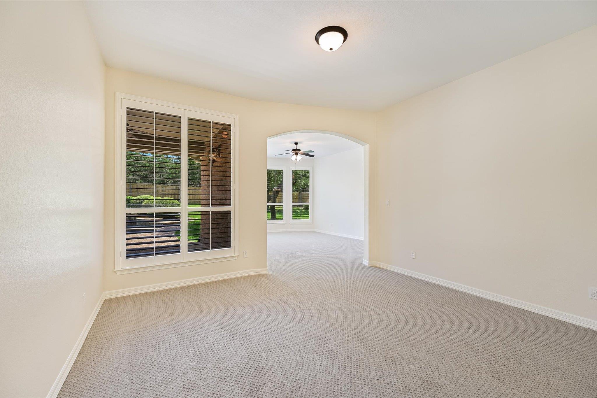 560 Aspen DR — photo 5