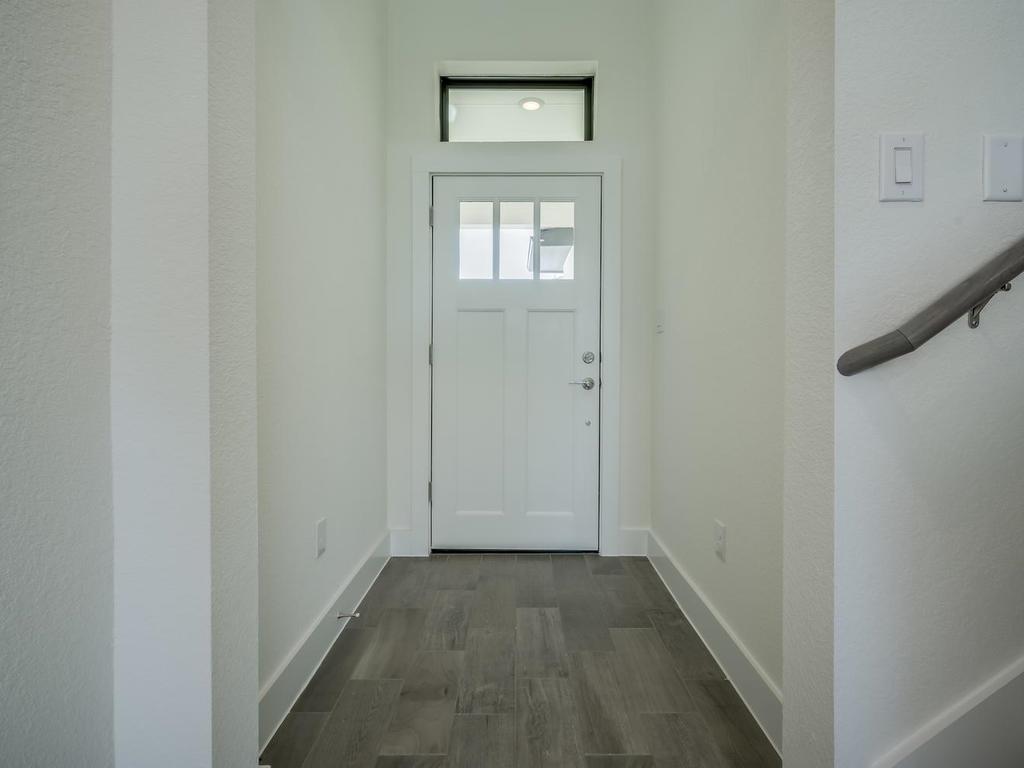 12327 MAYPOLE BND — photo 4